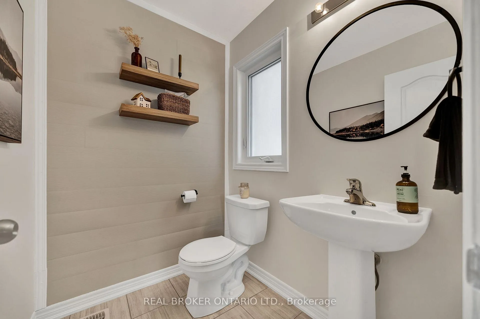 Photo 5 of 335 Krotz Street W, North Perth, Listowel — HOMEH