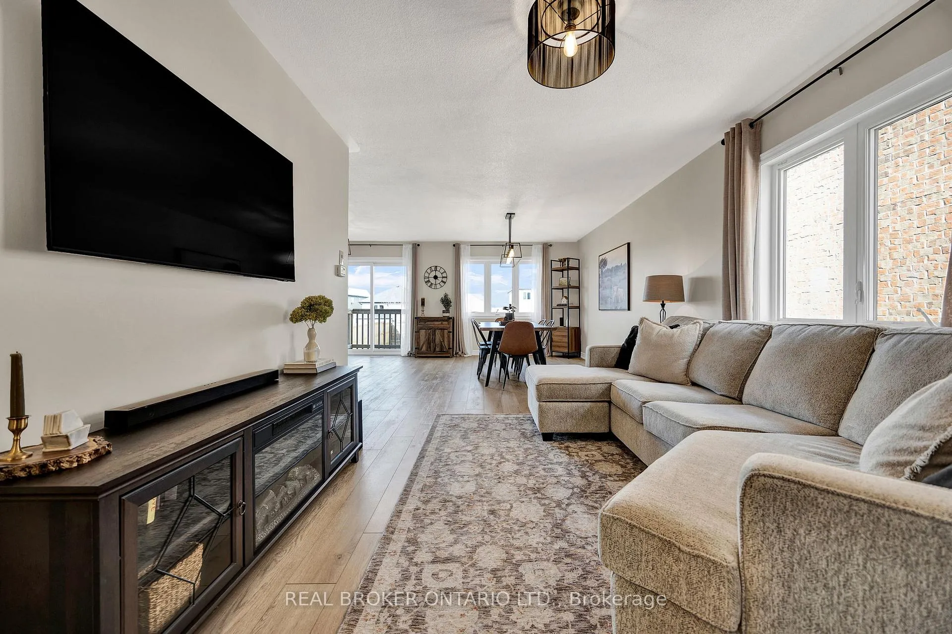 Photo 6 of 335 Krotz Street W, North Perth, Listowel — HOMEH