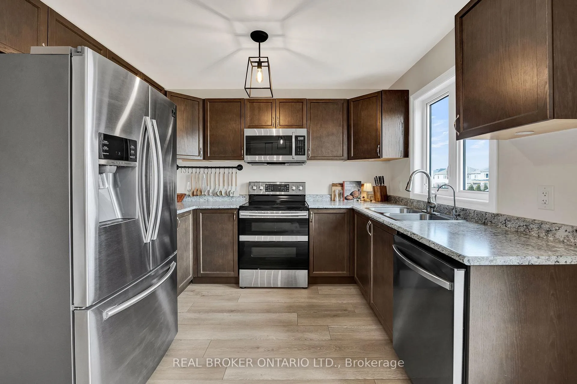 Photo 16 of 335 Krotz Street W, North Perth, Listowel — HOMEH