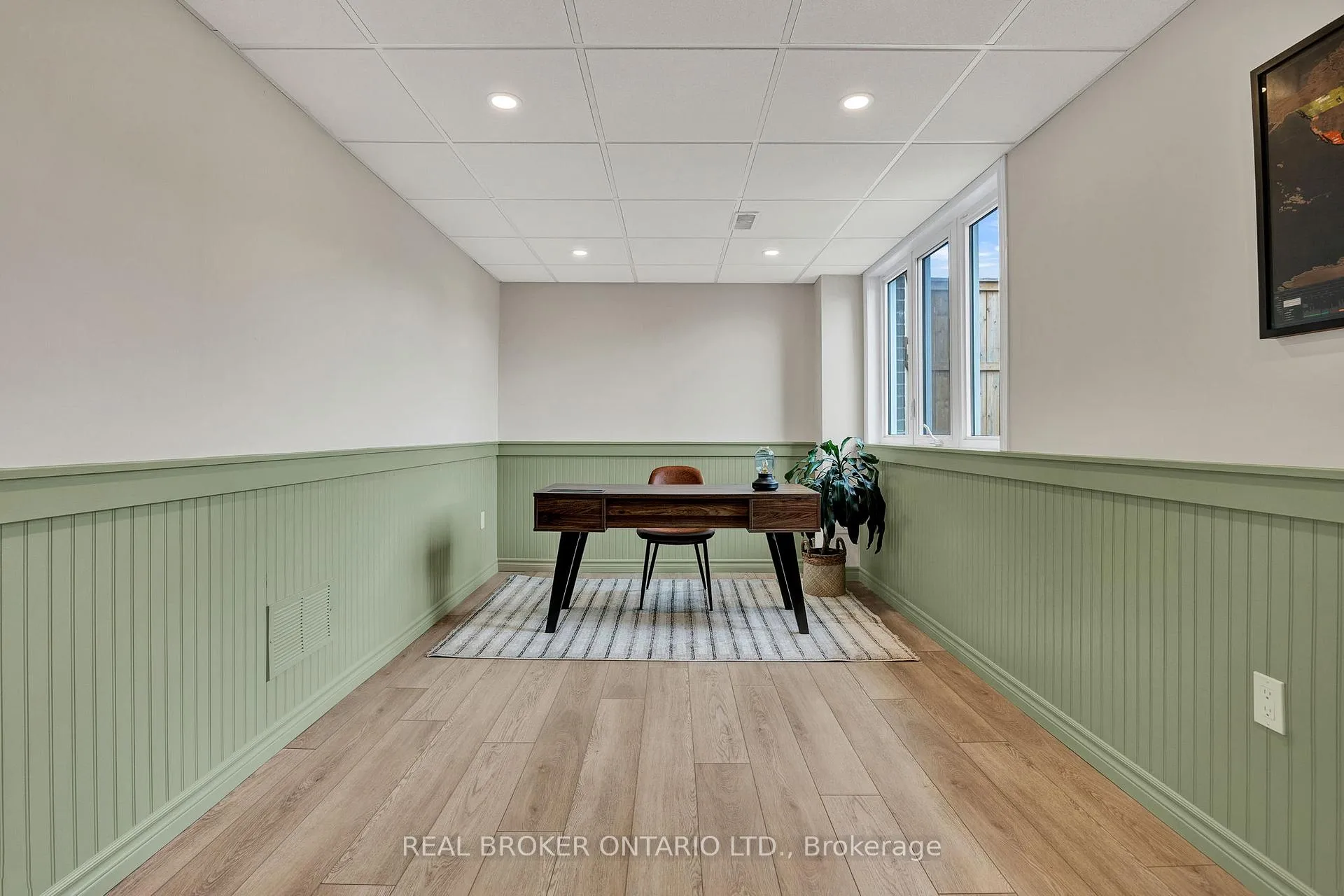 Photo 27 of 335 Krotz Street W, North Perth, Listowel — HOMEH