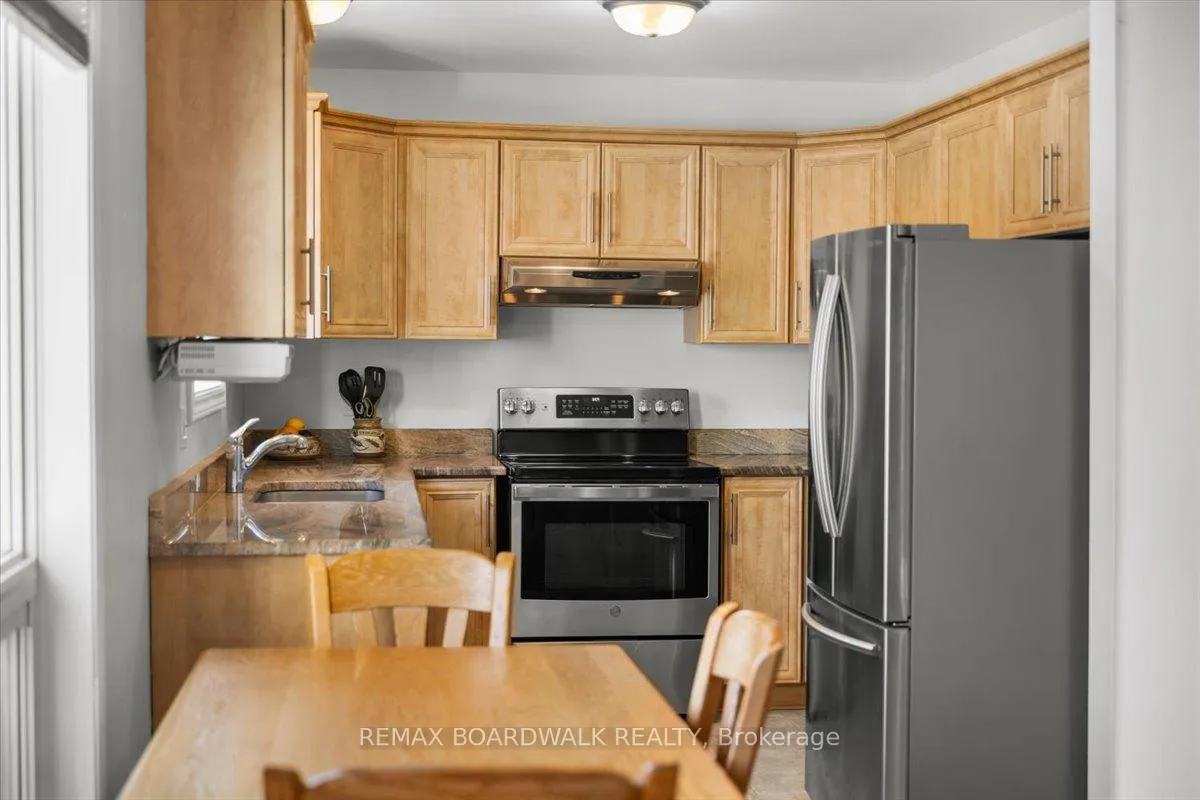 Photo 16 of 6241 St Albans Court, Ottawa, Convent Glen North — HOMEH