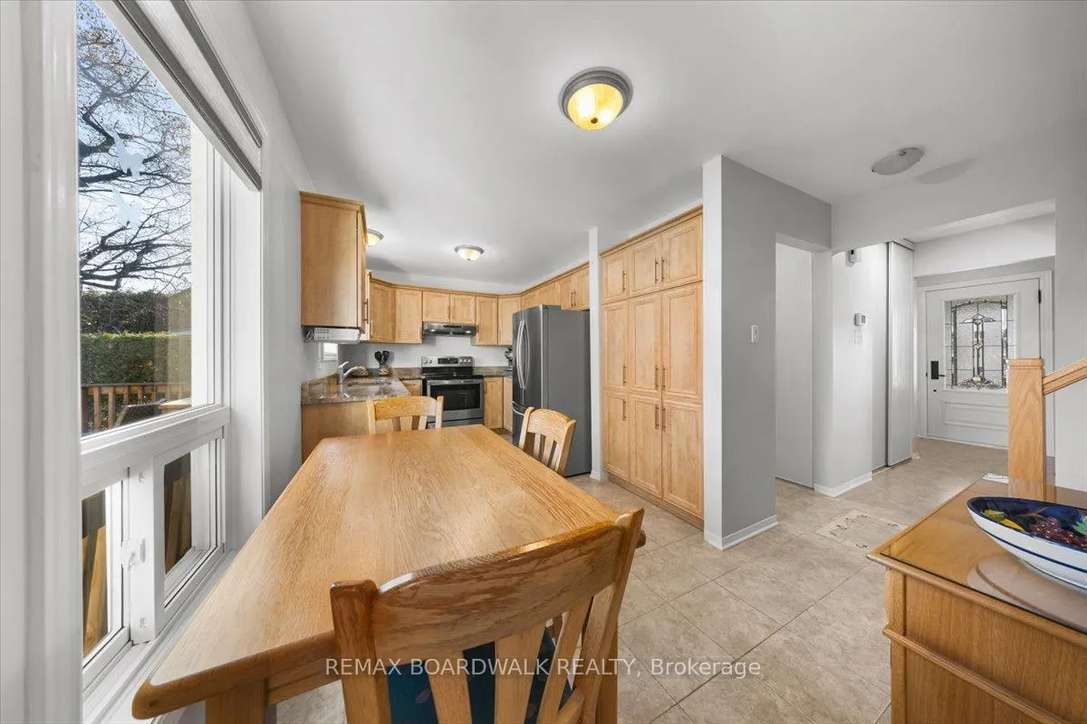 Photo 19 of 6241 St Albans Court, Ottawa, Convent Glen North — HOMEH