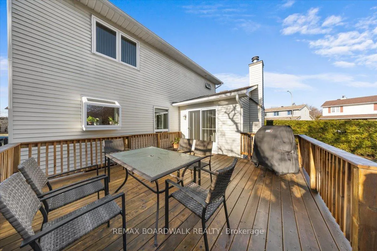 Photo 38 of 6241 St Albans Court, Ottawa, Convent Glen North — HOMEH