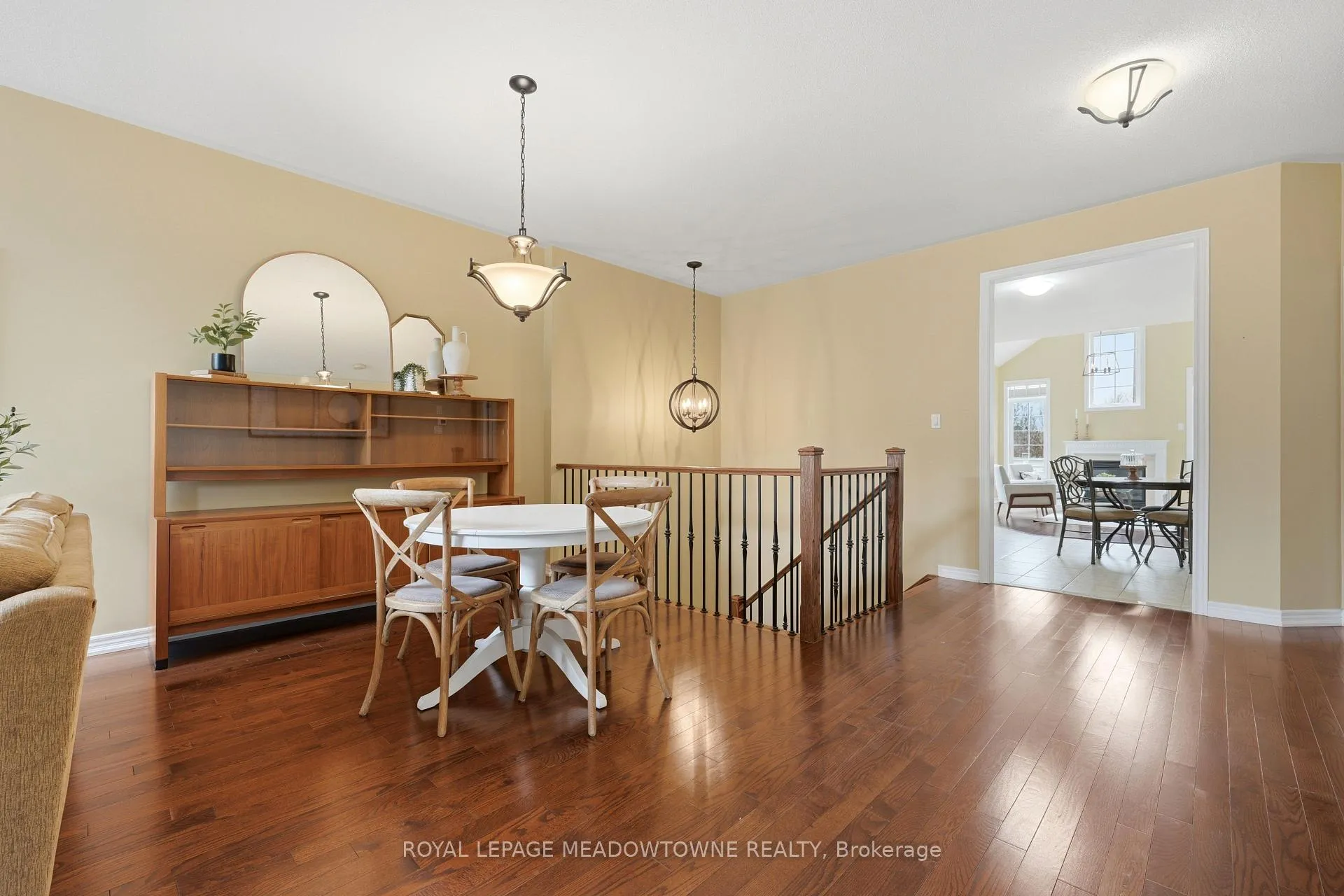 Photo 10 of 26 Garrison Square, Halton Hills, Georgetown — HOMEH