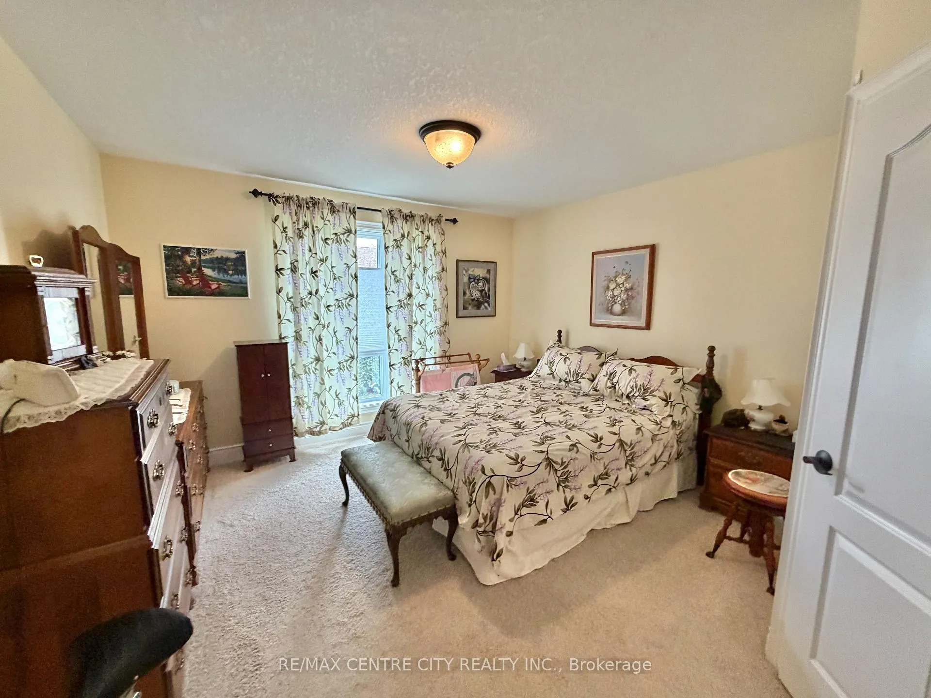 Photo 24 of 15 Holland Avenue, Aylmer — HOMEH