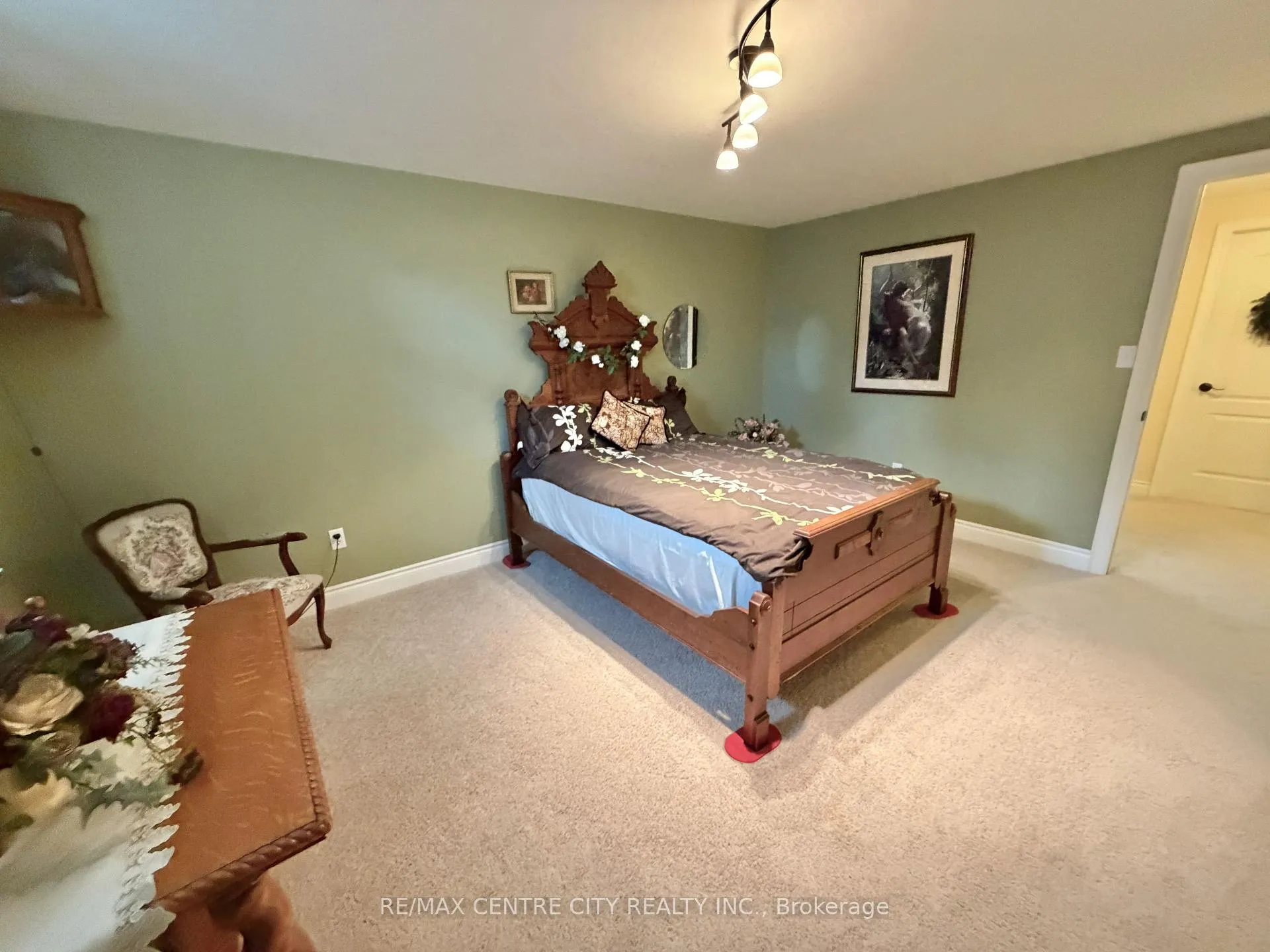 Photo 40 of 15 Holland Avenue, Aylmer — HOMEH