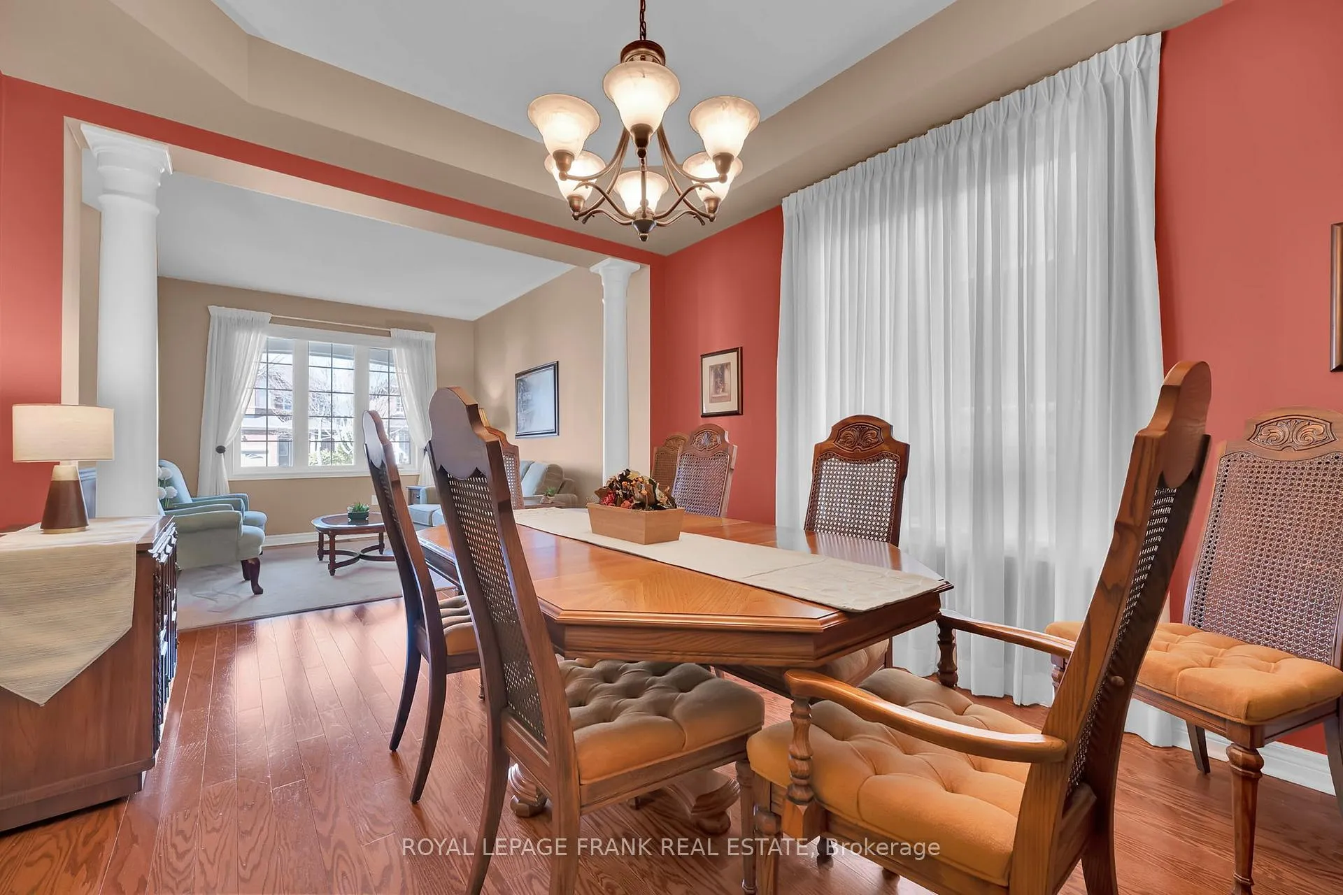 Photo 9 of 29 Rockland Crescent, Whitby, Brooklin — HOMEH