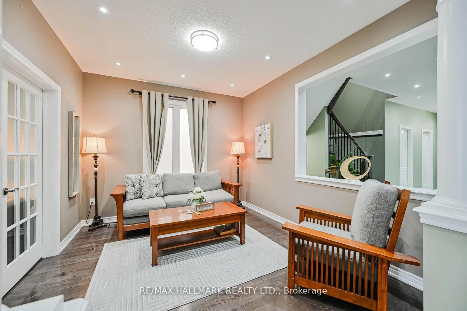 Photo 9 of 46 Lisson Crescent, Brampton, Credit Valley — HOMEH