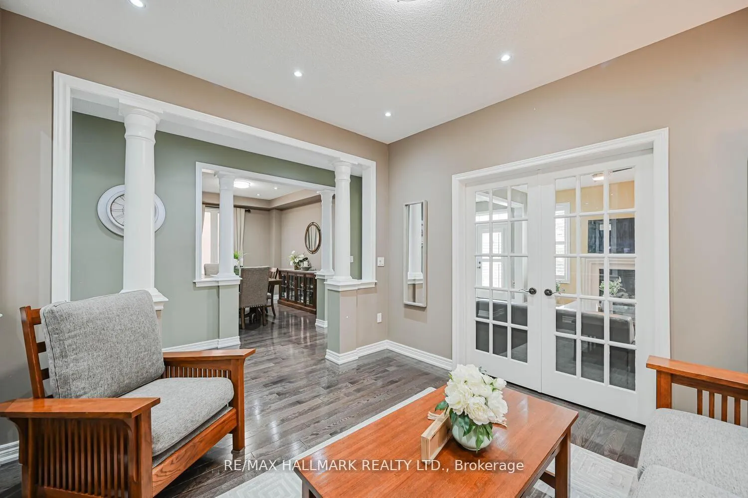 Photo 11 of 46 Lisson Crescent, Brampton, Credit Valley — HOMEH