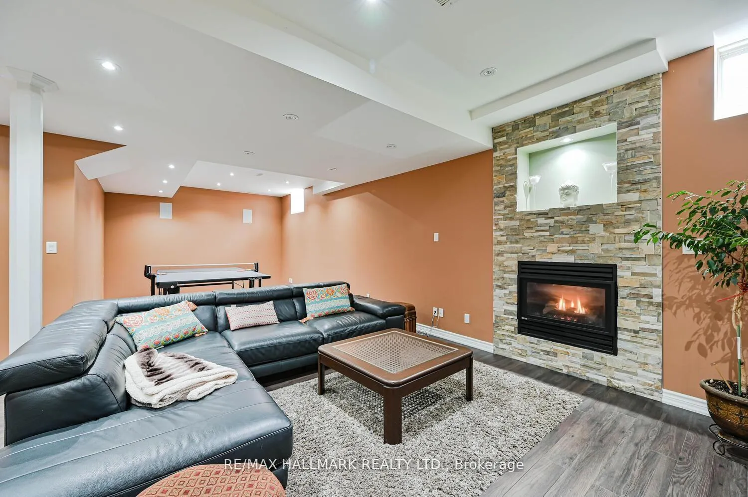 Photo 42 of 46 Lisson Crescent, Brampton, Credit Valley — HOMEH