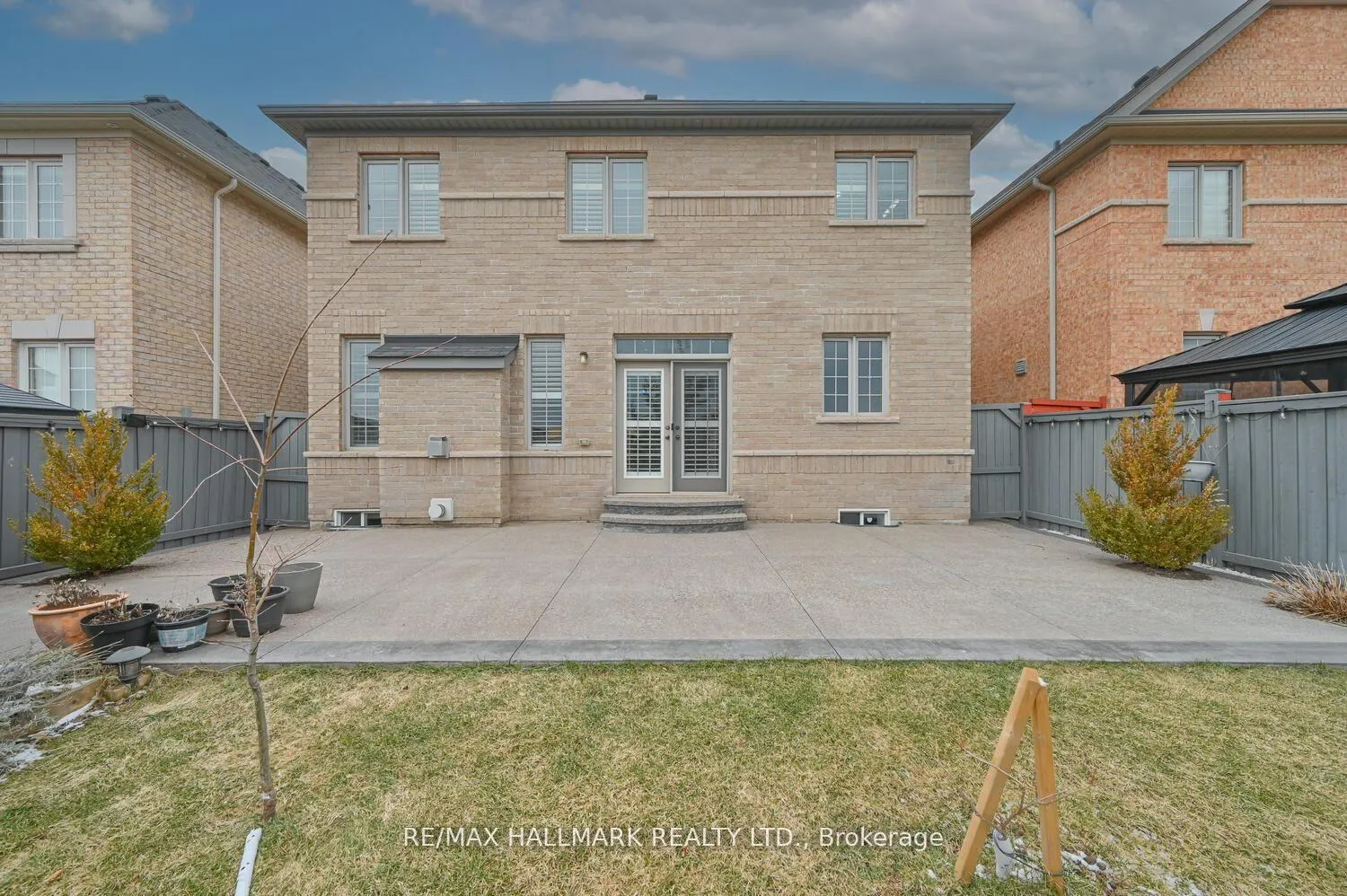 Photo 49 of 46 Lisson Crescent, Brampton, Credit Valley — HOMEH