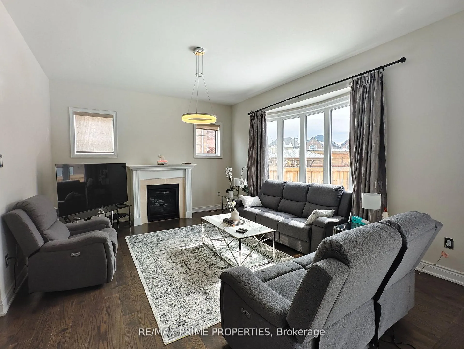 Photo 4 of 853 Harry Douglas Street, Newmarket, Stonehaven-Wyndham — HOMEH