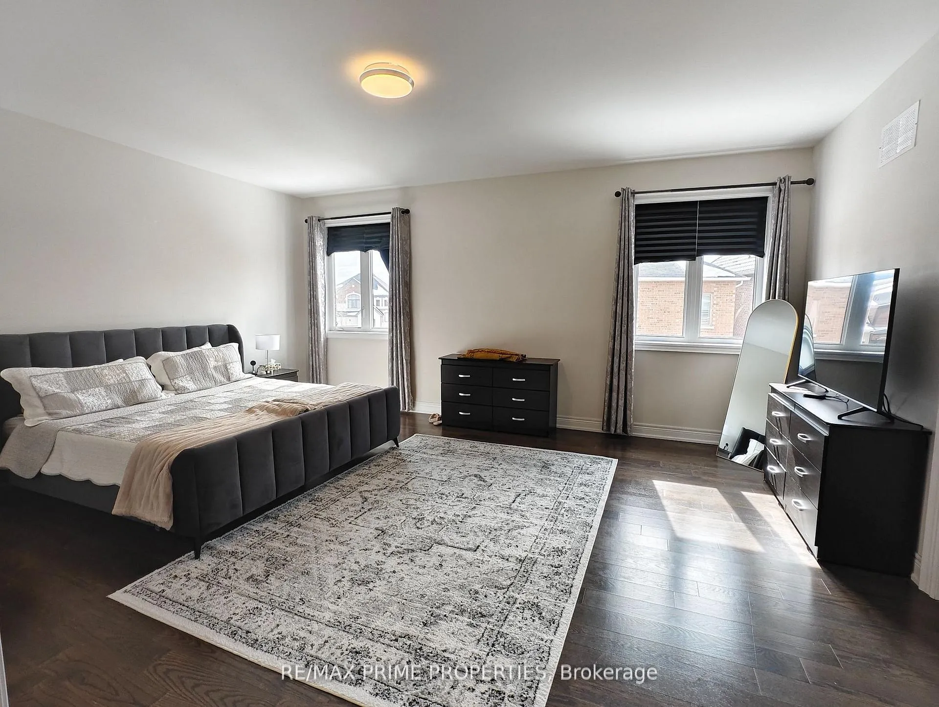 Photo 7 of 853 Harry Douglas Street, Newmarket, Stonehaven-Wyndham — HOMEH