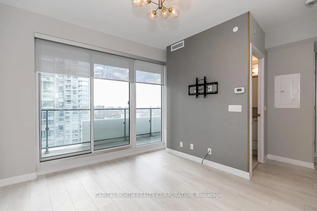 Photo 10 of Unit 2507, 2221 Yonge Street, Toronto, Mount Pleasant West — HOMEH