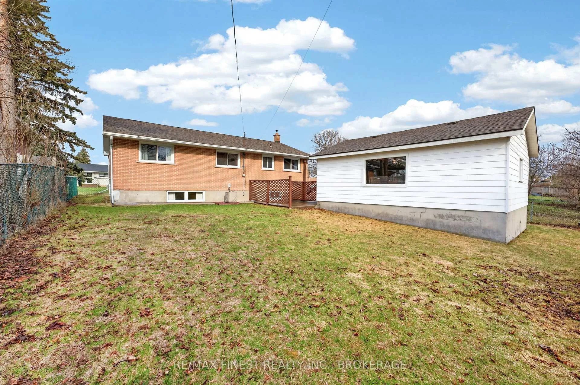 Photo 7 of 30 Oxford Crescent, Loyalist, Amherstview — HOMEH