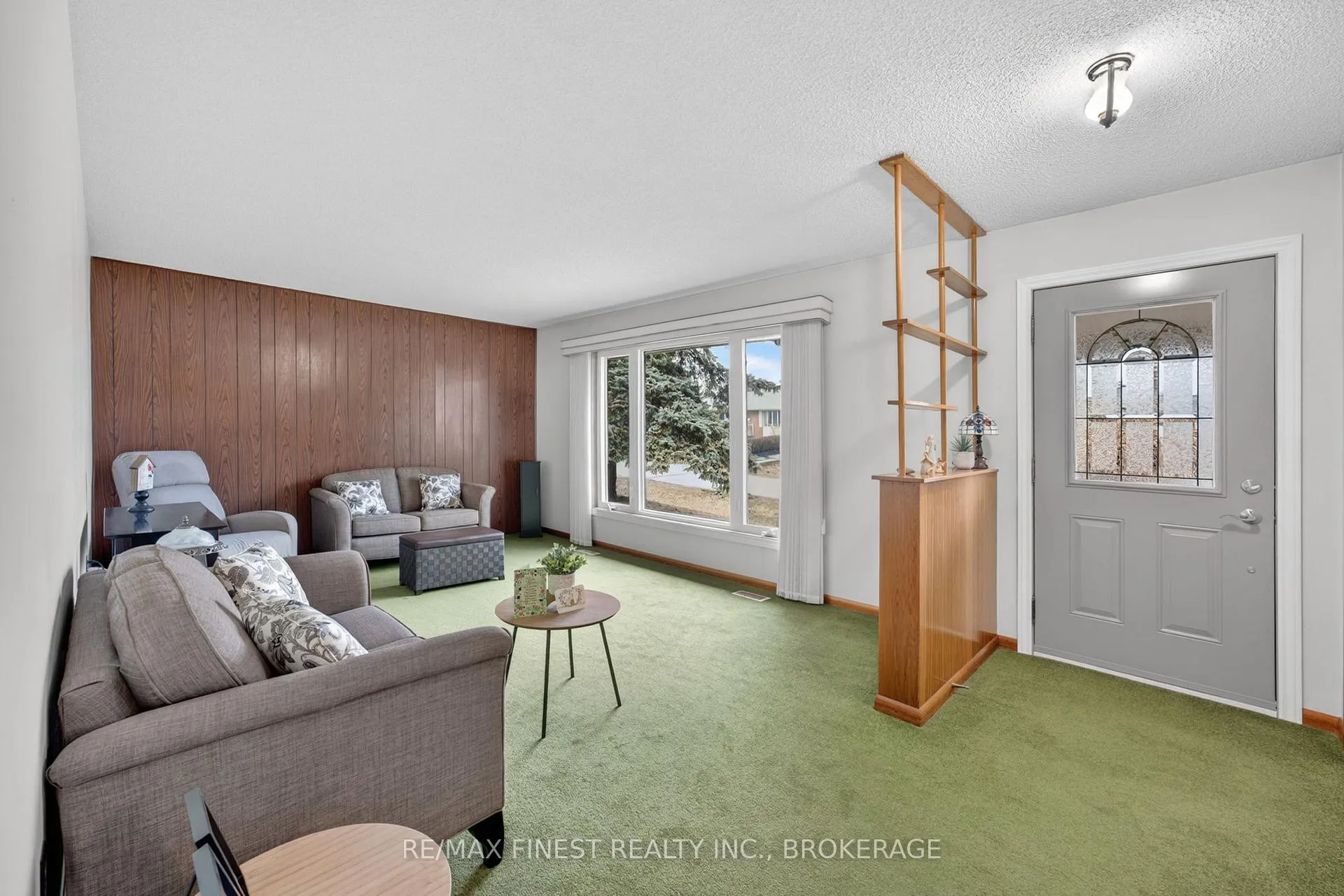 Photo 11 of 30 Oxford Crescent, Loyalist, Amherstview — HOMEH