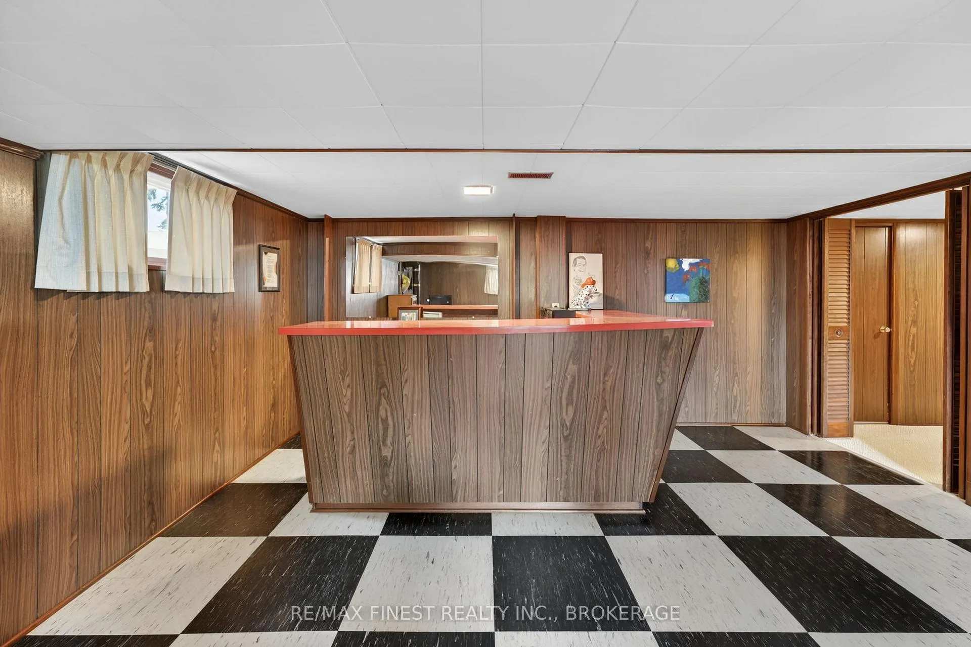 Photo 23 of 30 Oxford Crescent, Loyalist, Amherstview — HOMEH
