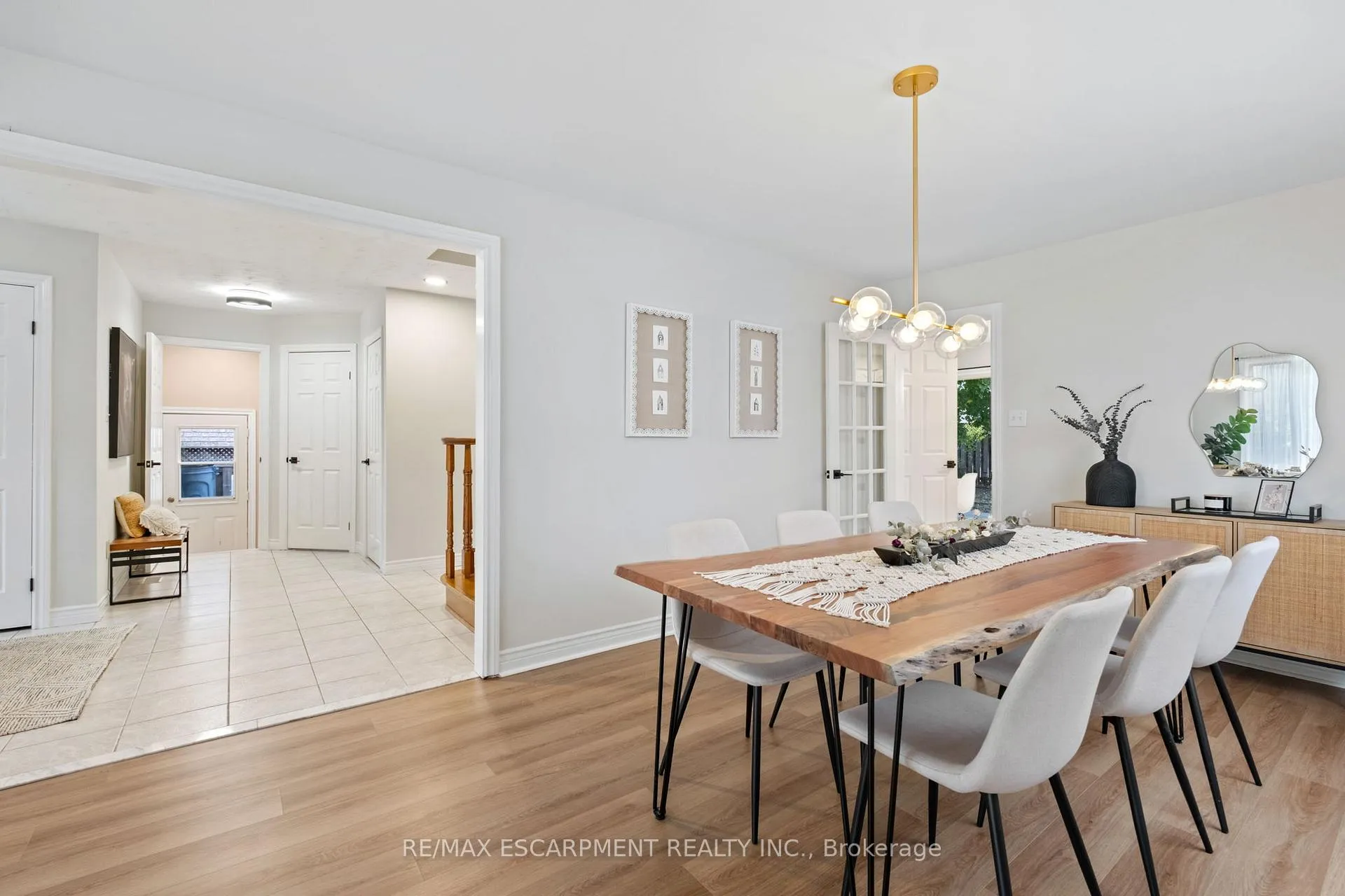 Photo 11 of 95 Gatestone Drive, Hamilton, Stoney Creek — HOMEH