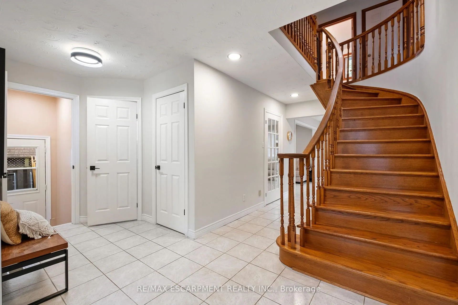 Photo 20 of 95 Gatestone Drive, Hamilton, Stoney Creek — HOMEH