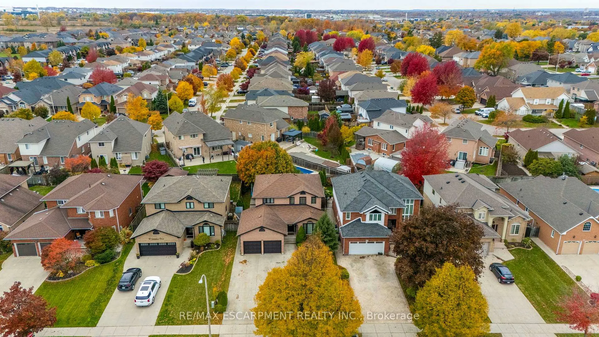 Photo 49 of 95 Gatestone Drive, Hamilton, Stoney Creek — HOMEH