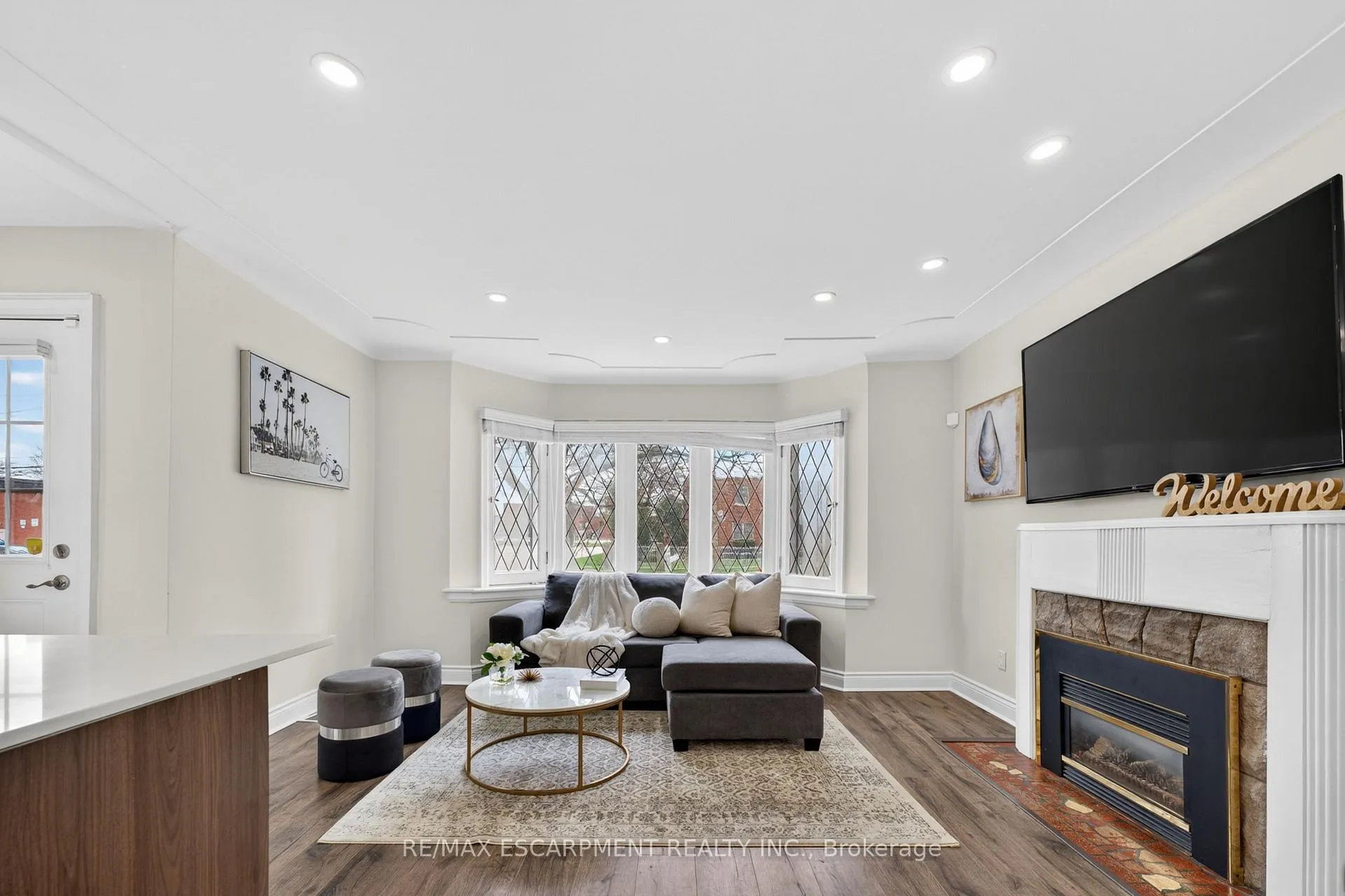 Photo 7 of 53 Brucedale Avenue E, Hamilton, Centremount — HOMEH