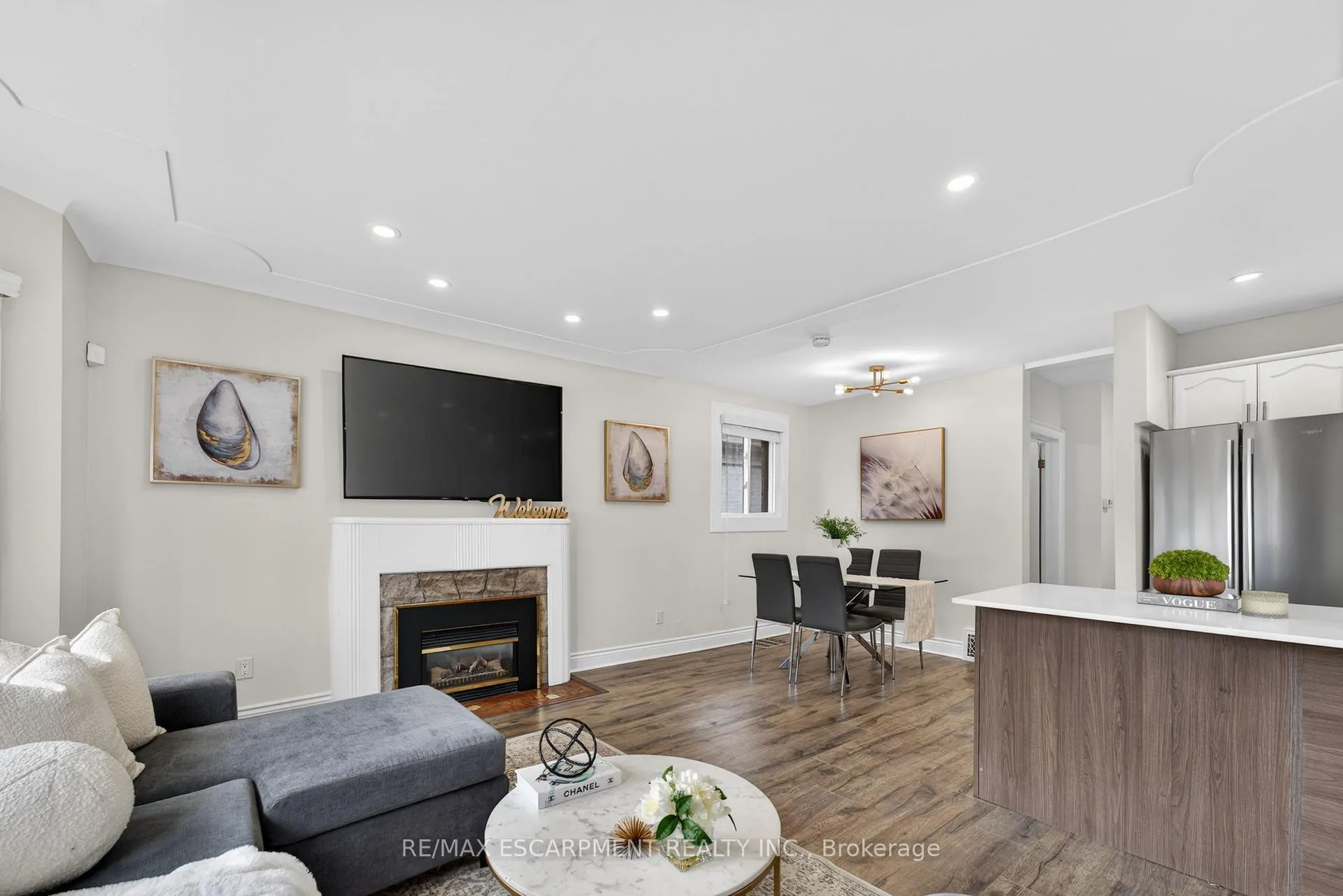 Photo 9 of 53 Brucedale Avenue E, Hamilton, Centremount — HOMEH