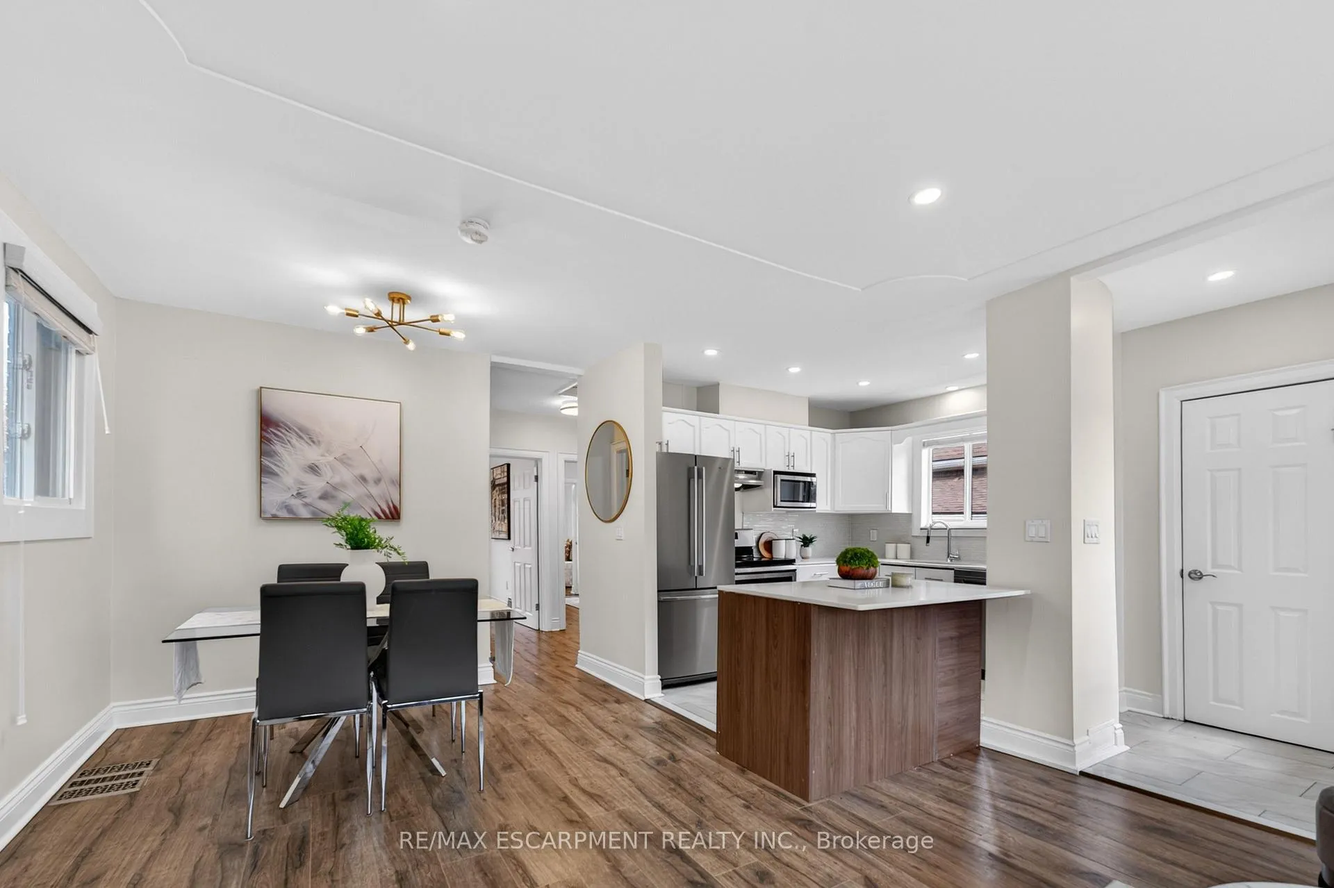 Photo 10 of 53 Brucedale Avenue E, Hamilton, Centremount — HOMEH