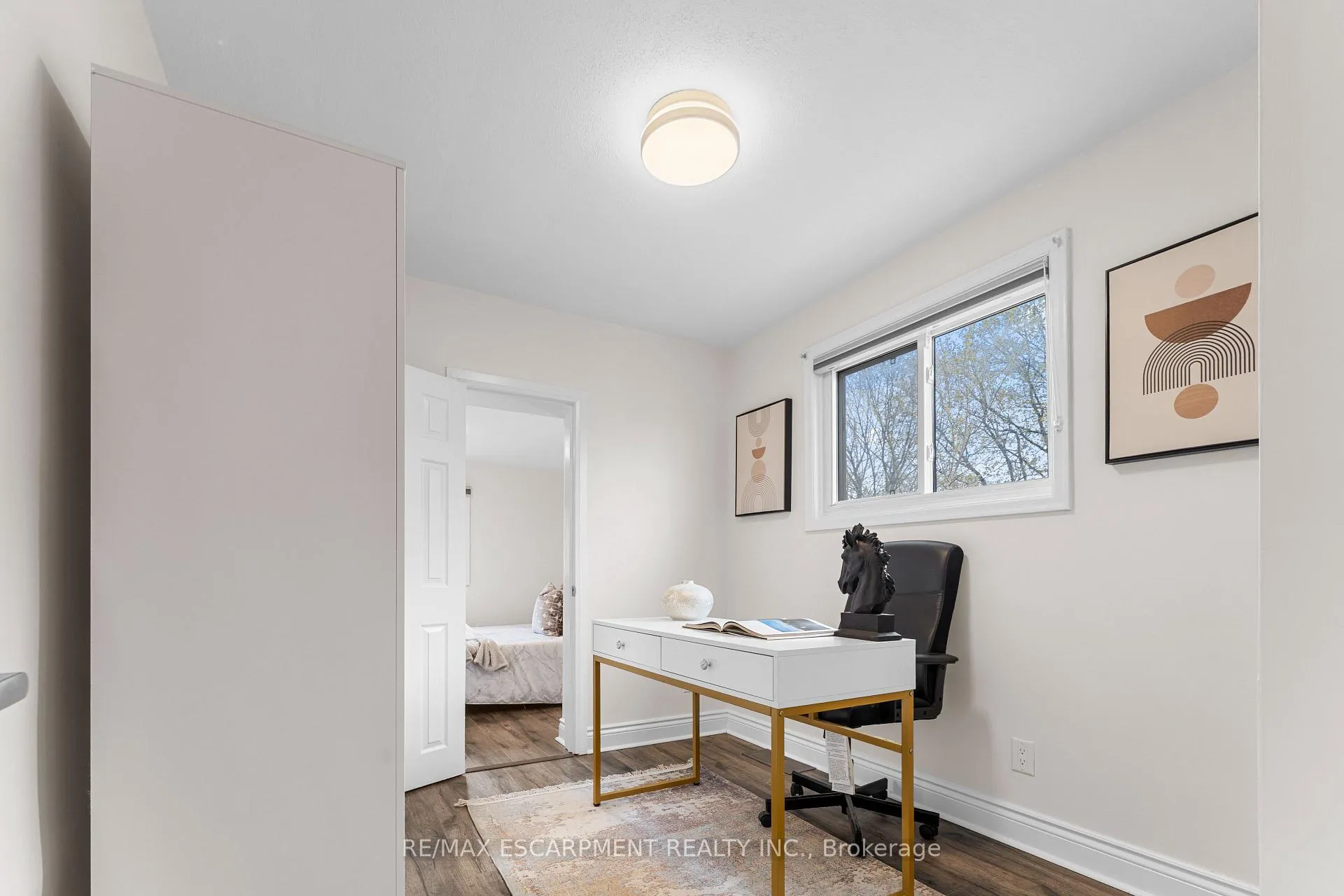 Photo 24 of 53 Brucedale Avenue E, Hamilton, Centremount — HOMEH