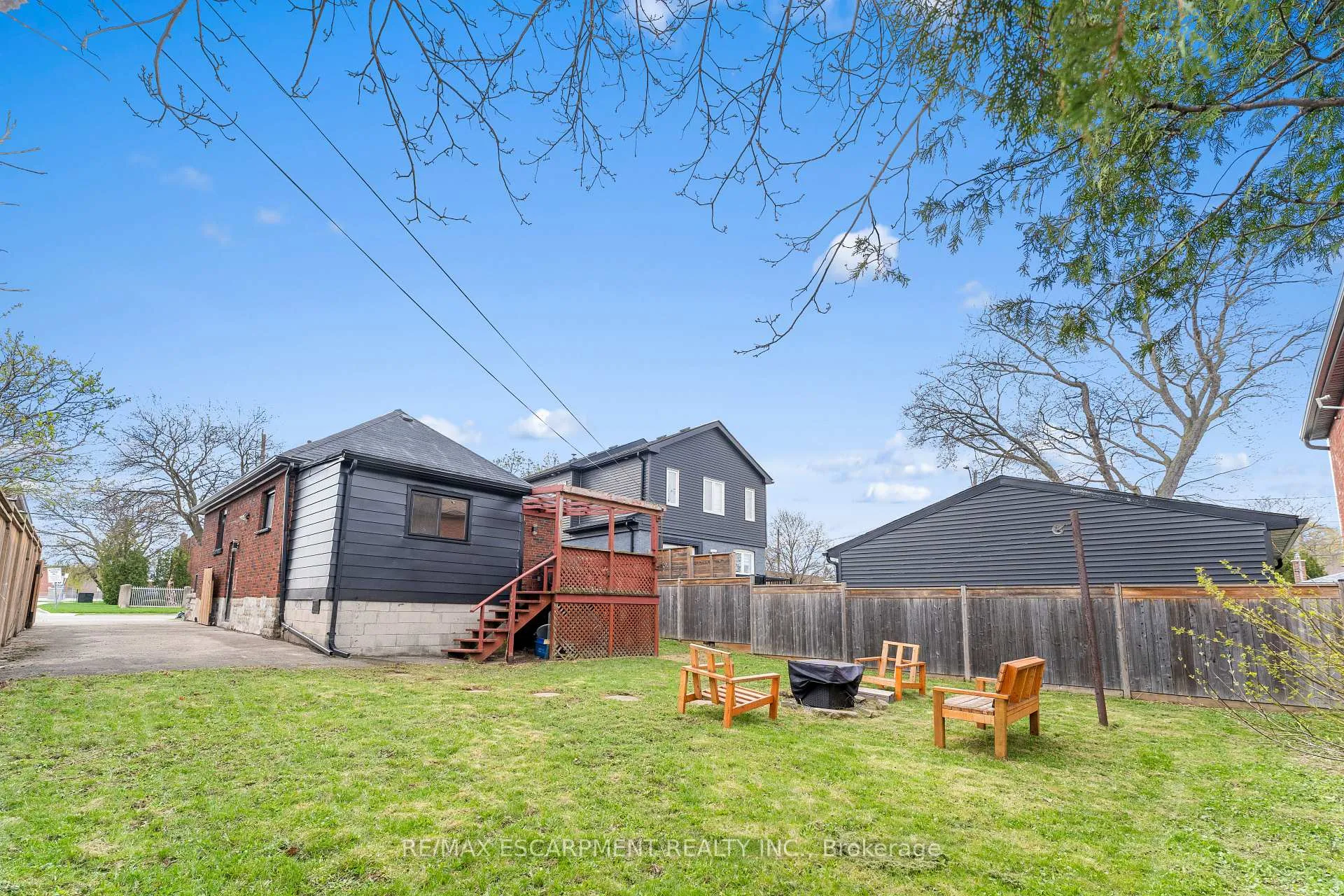 Photo 43 of 53 Brucedale Avenue E, Hamilton, Centremount — HOMEH