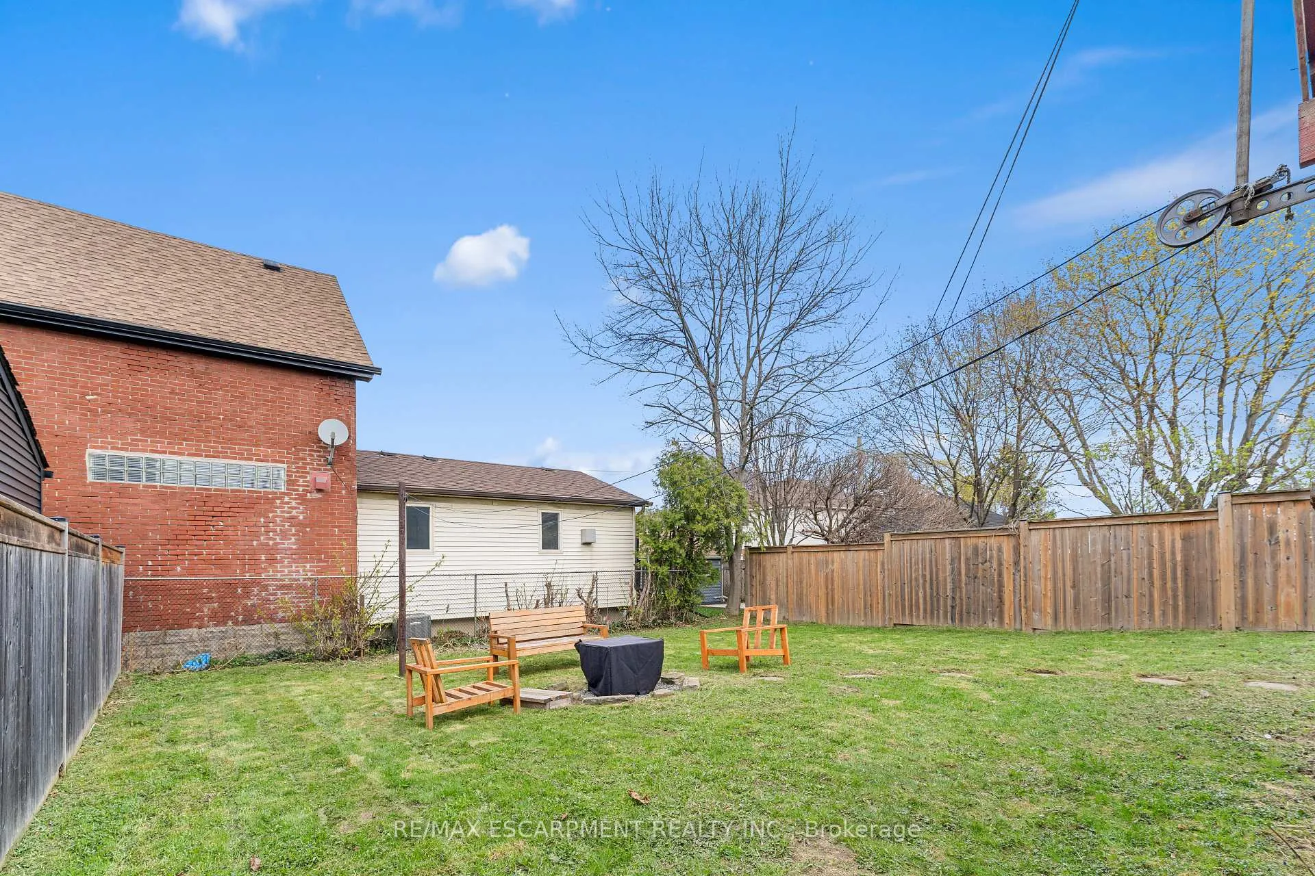 Photo 44 of 53 Brucedale Avenue E, Hamilton, Centremount — HOMEH