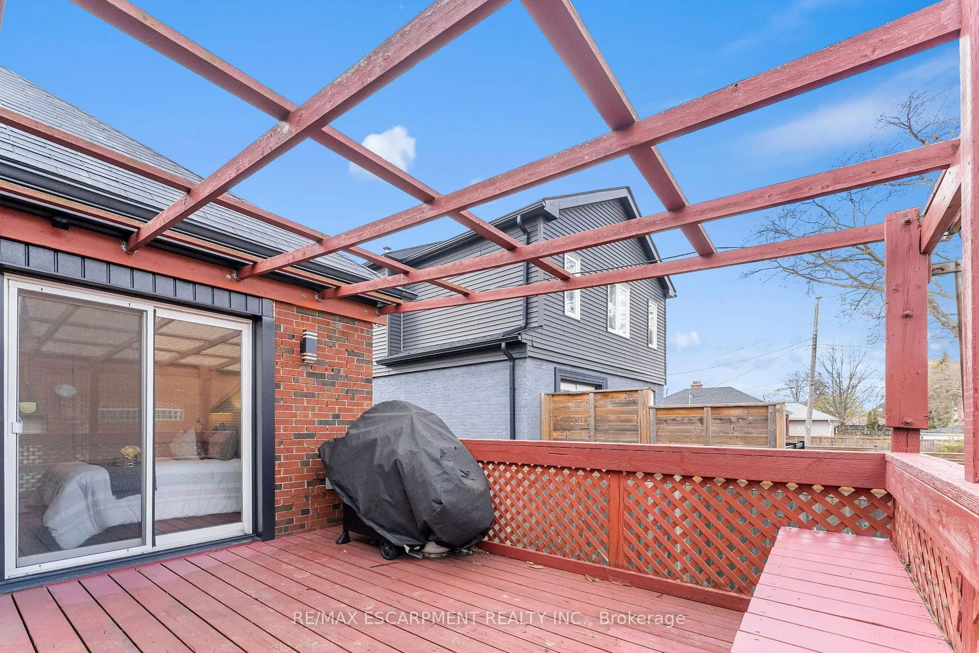 Photo 45 of 53 Brucedale Avenue E, Hamilton, Centremount — HOMEH