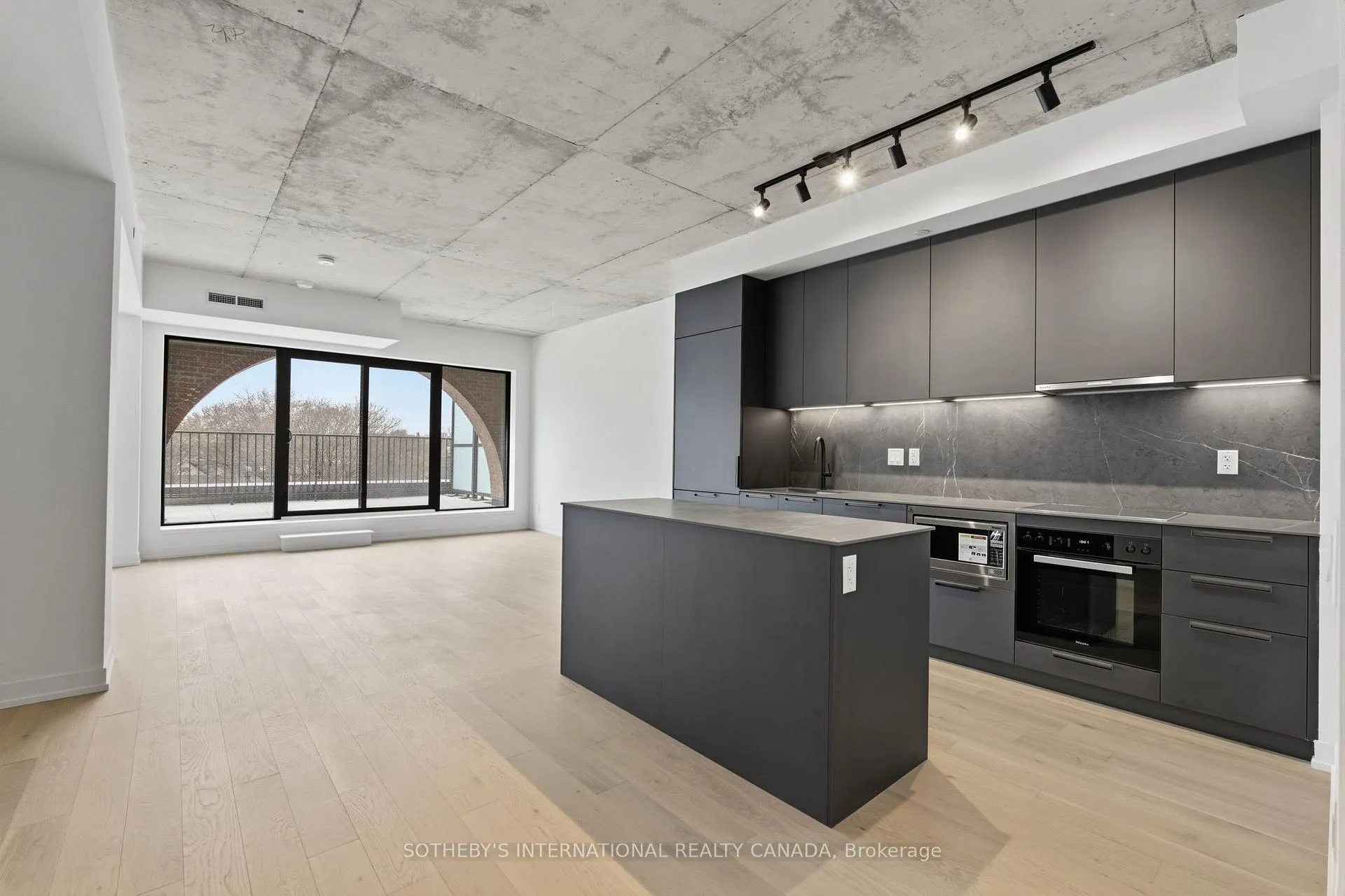 Photo 5 of Unit 502, 761 Queen Street E, Toronto, South Riverdale — HOMEH