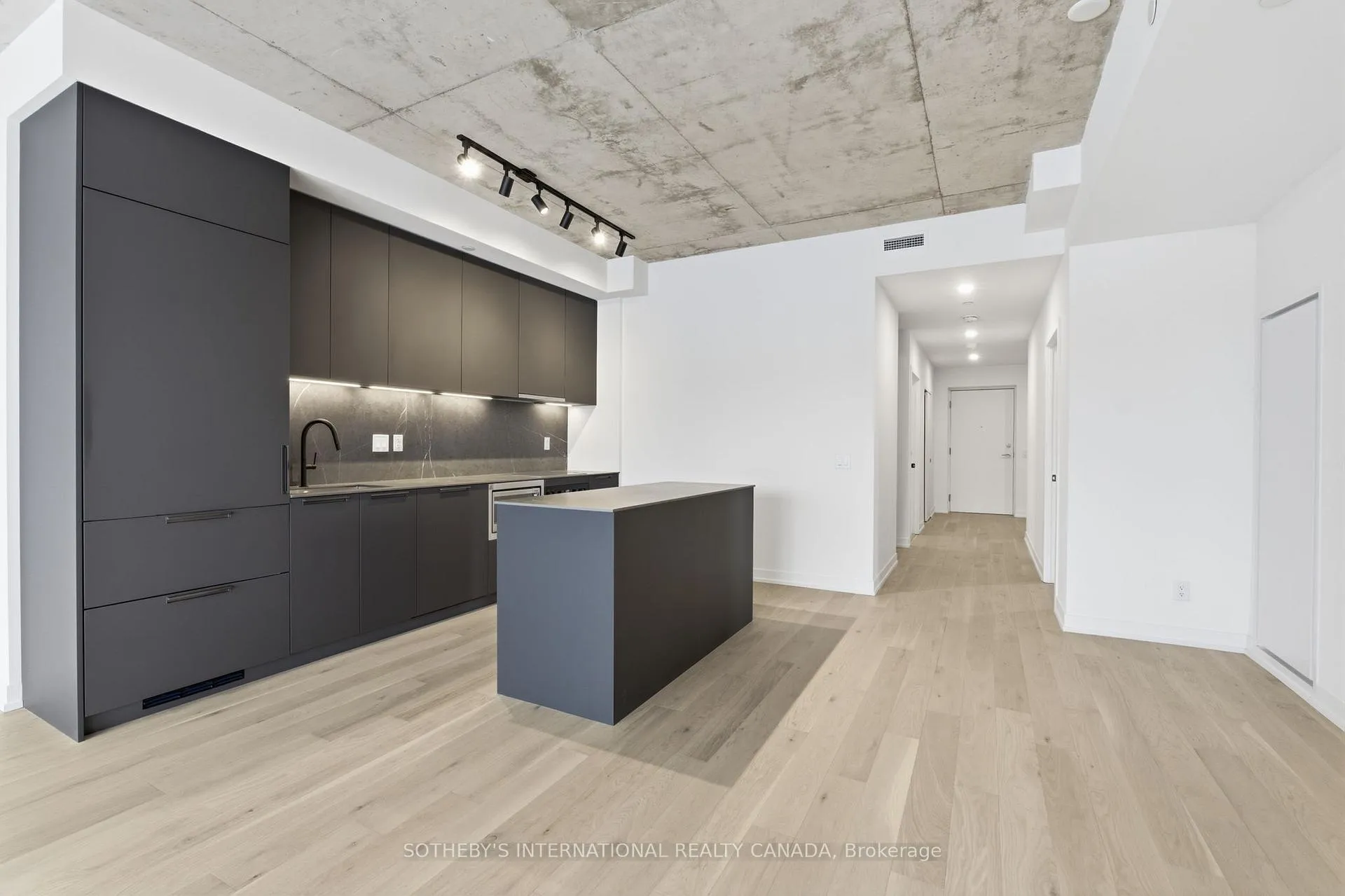 Photo 6 of Unit 502, 761 Queen Street E, Toronto, South Riverdale — HOMEH