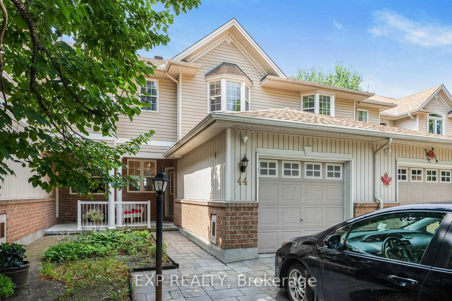 Photo 1 of 44 Tobermory Crescent, Ottawa, Kanata - Morgan's Grant/South March — HOMEH