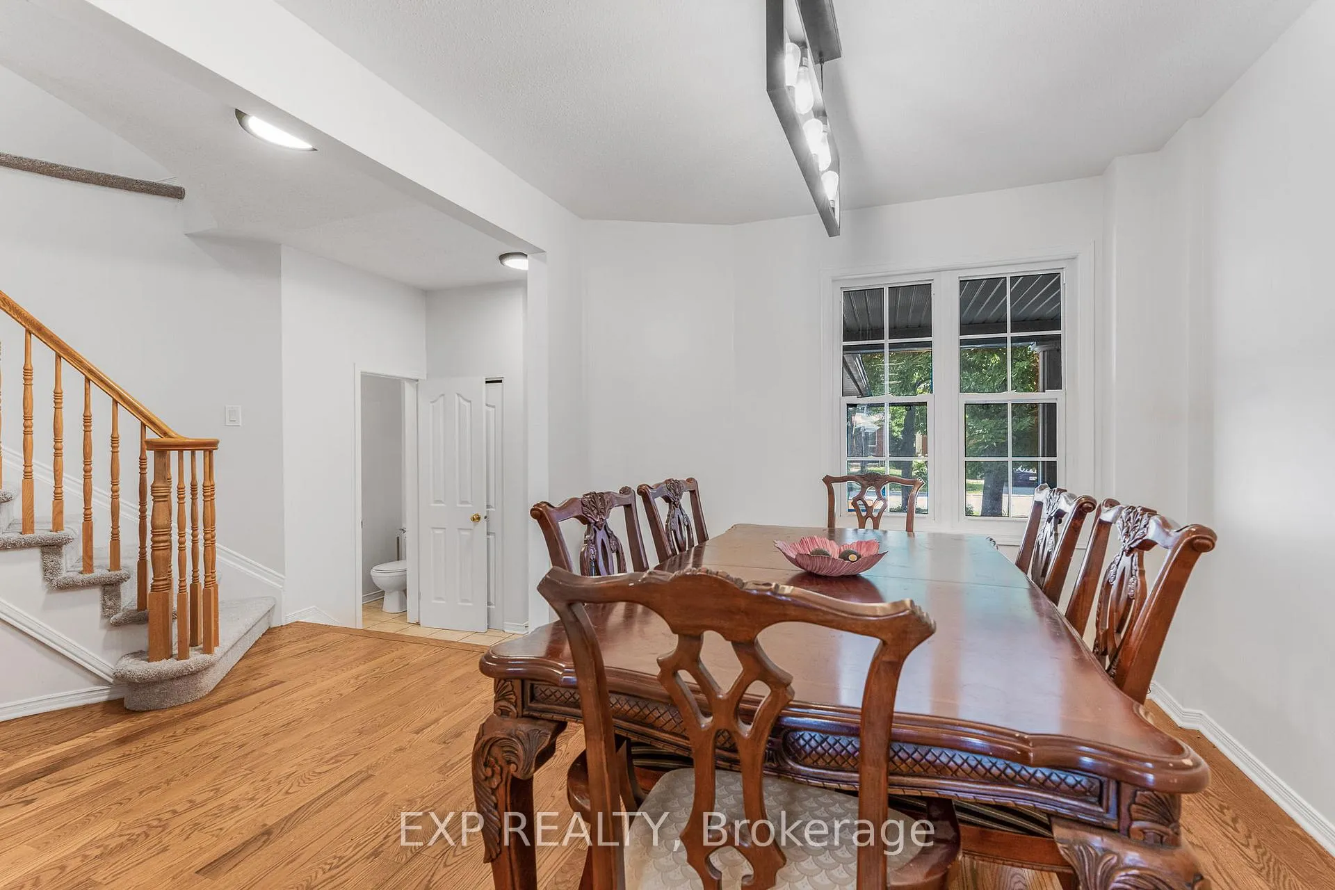 Photo 10 of 44 Tobermory Crescent, Ottawa, Kanata - Morgan's Grant/South March — HOMEH