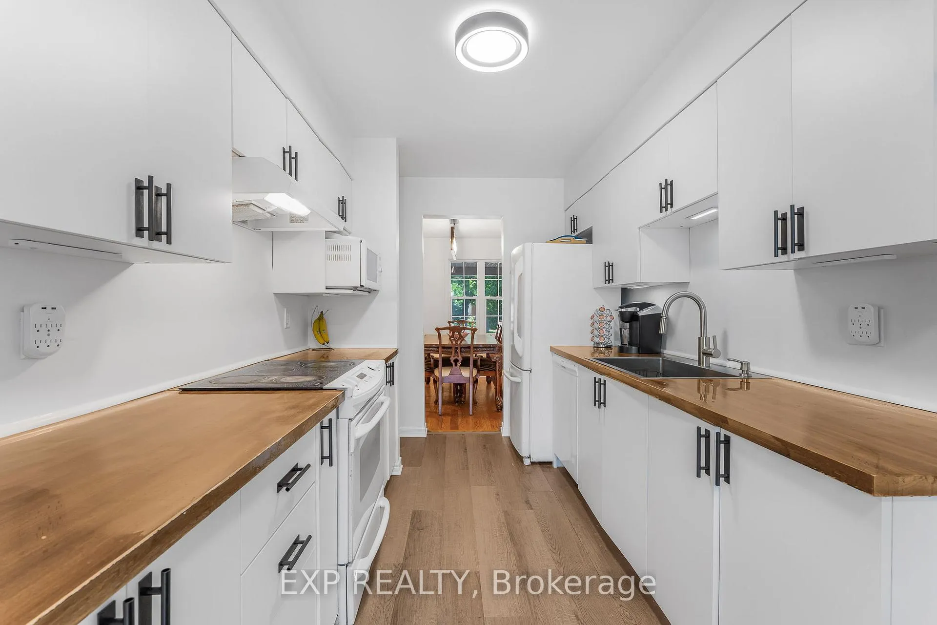 Photo 14 of 44 Tobermory Crescent, Ottawa, Kanata - Morgan's Grant/South March — HOMEH