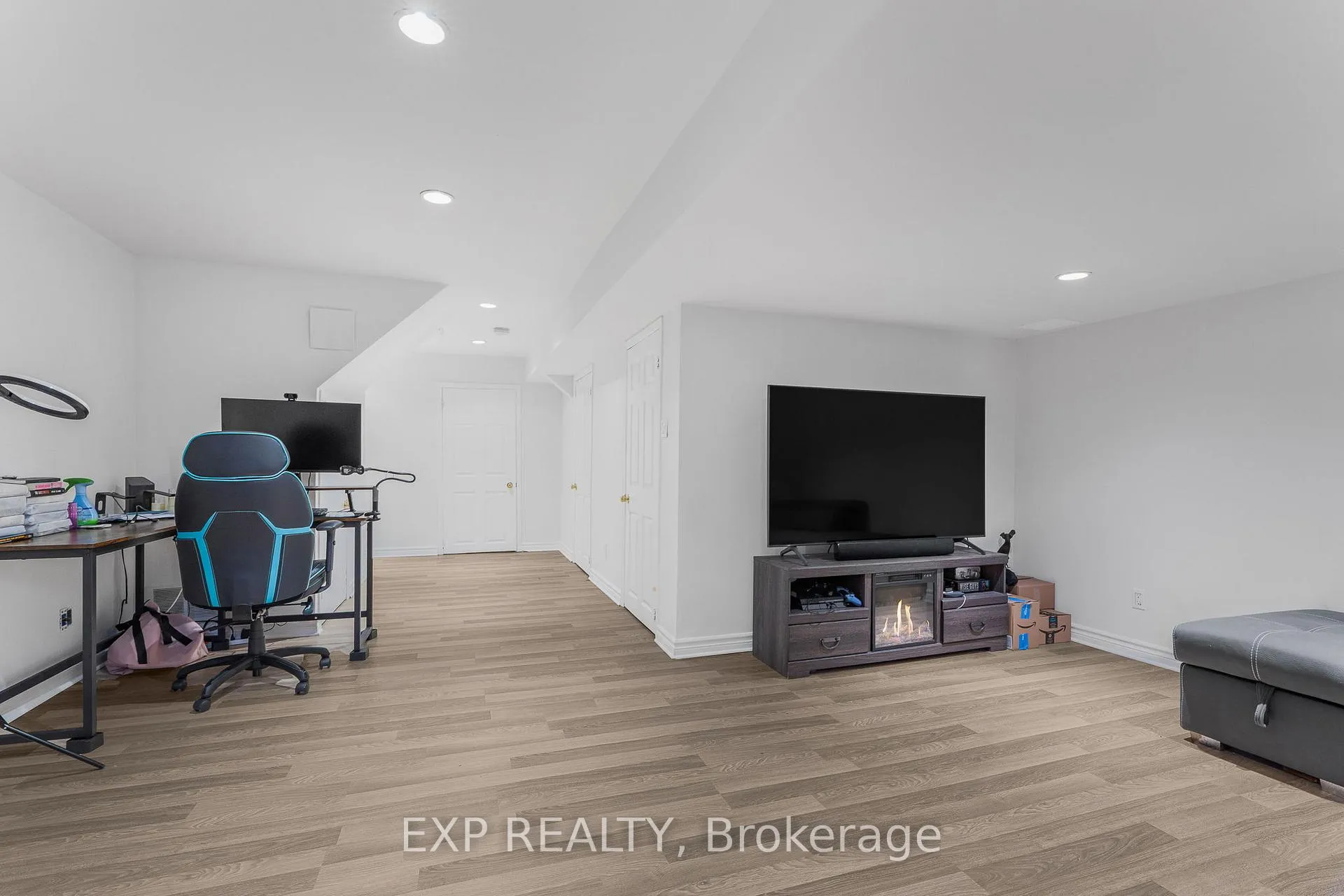 Photo 27 of 44 Tobermory Crescent, Ottawa, Kanata - Morgan's Grant/South March — HOMEH