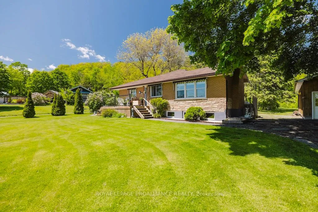 Photo 1 of 556 Rosebush Road, Quinte West, Sidney Ward — HOMEH
