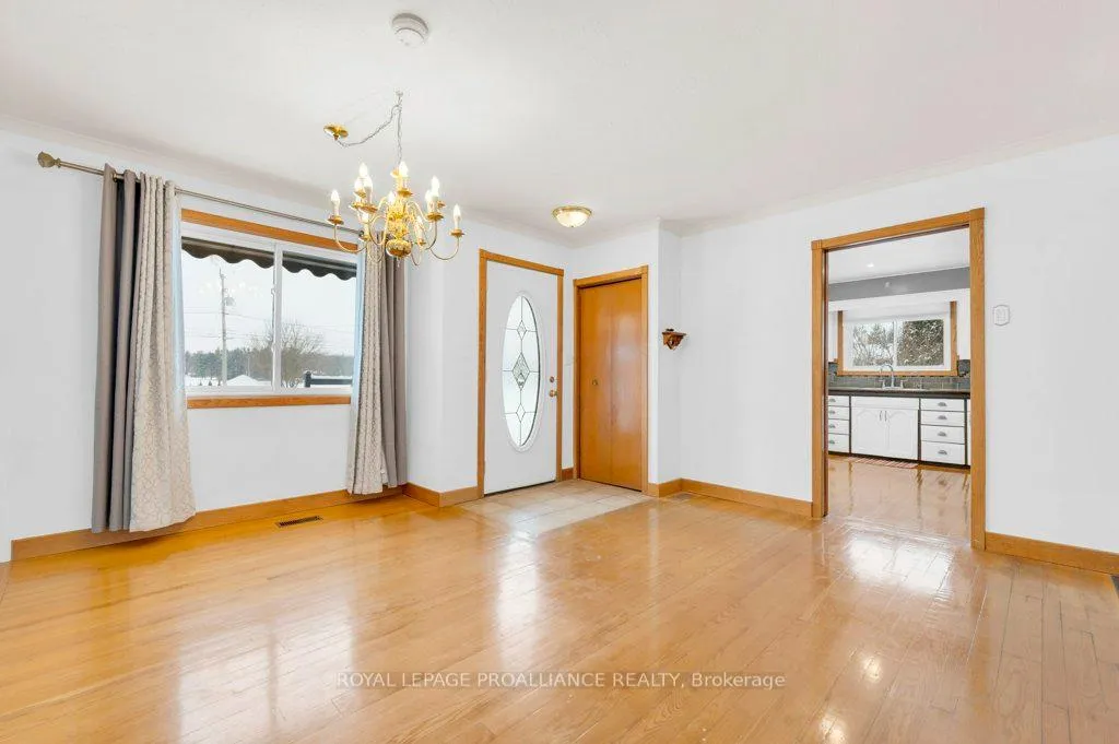 Photo 10 of 556 Rosebush Road, Quinte West, Sidney Ward — HOMEH