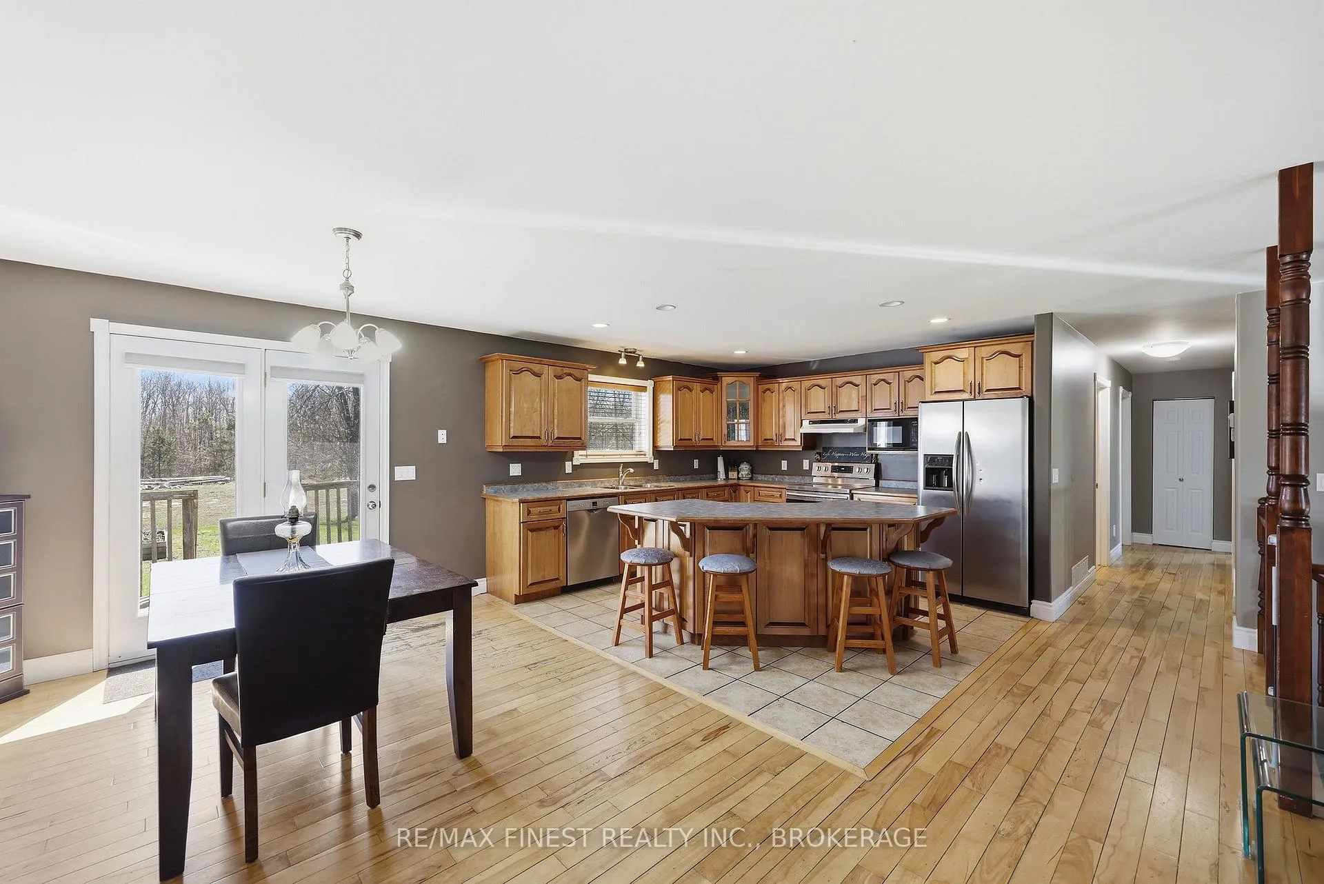 Photo 15 of 3816 Alton Road, Frontenac, Frontenac South — HOMEH