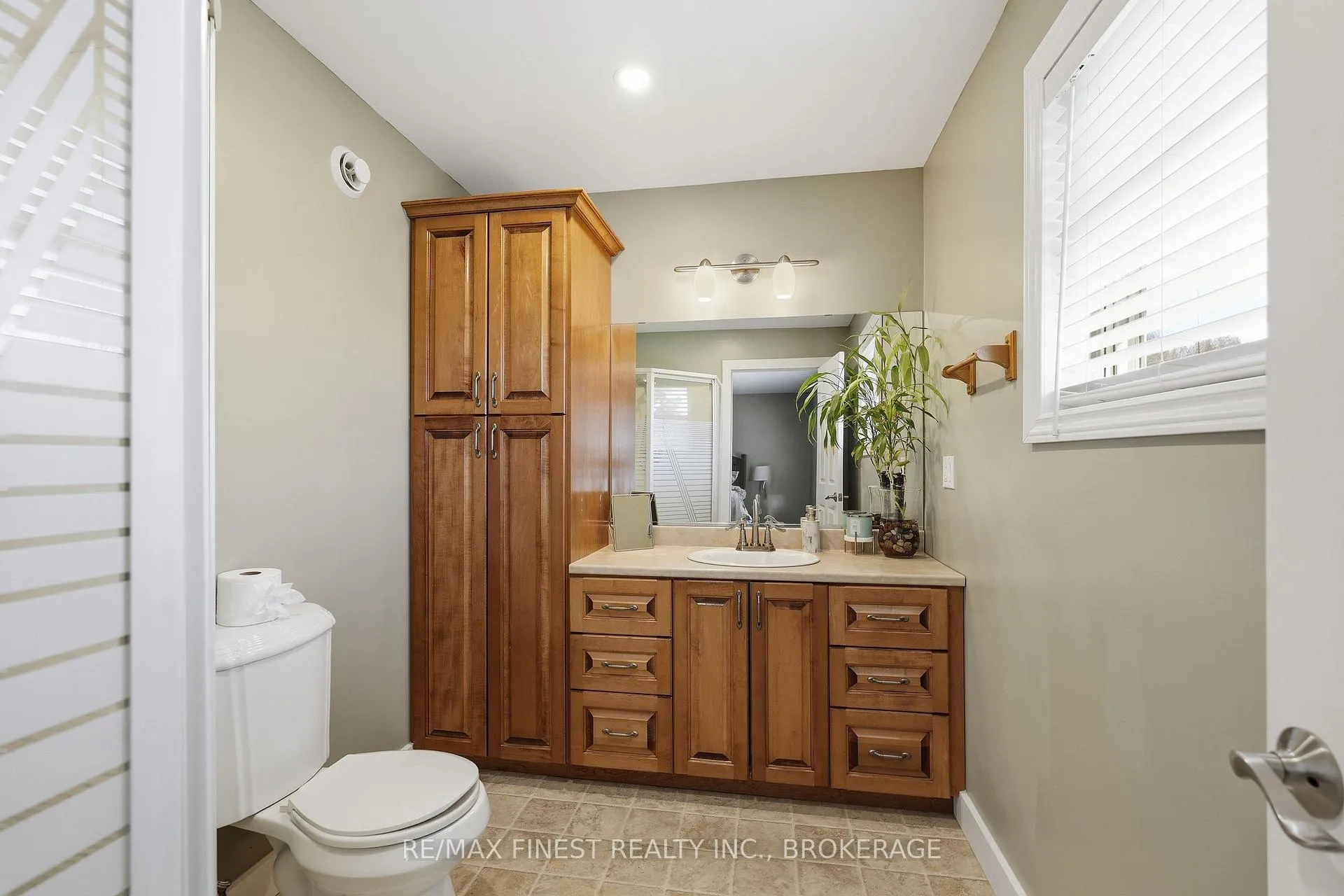 Photo 26 of 3816 Alton Road, Frontenac, Frontenac South — HOMEH
