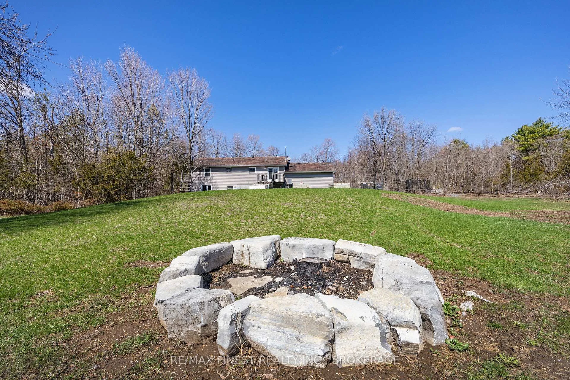 Photo 40 of 3816 Alton Road, Frontenac, Frontenac South — HOMEH