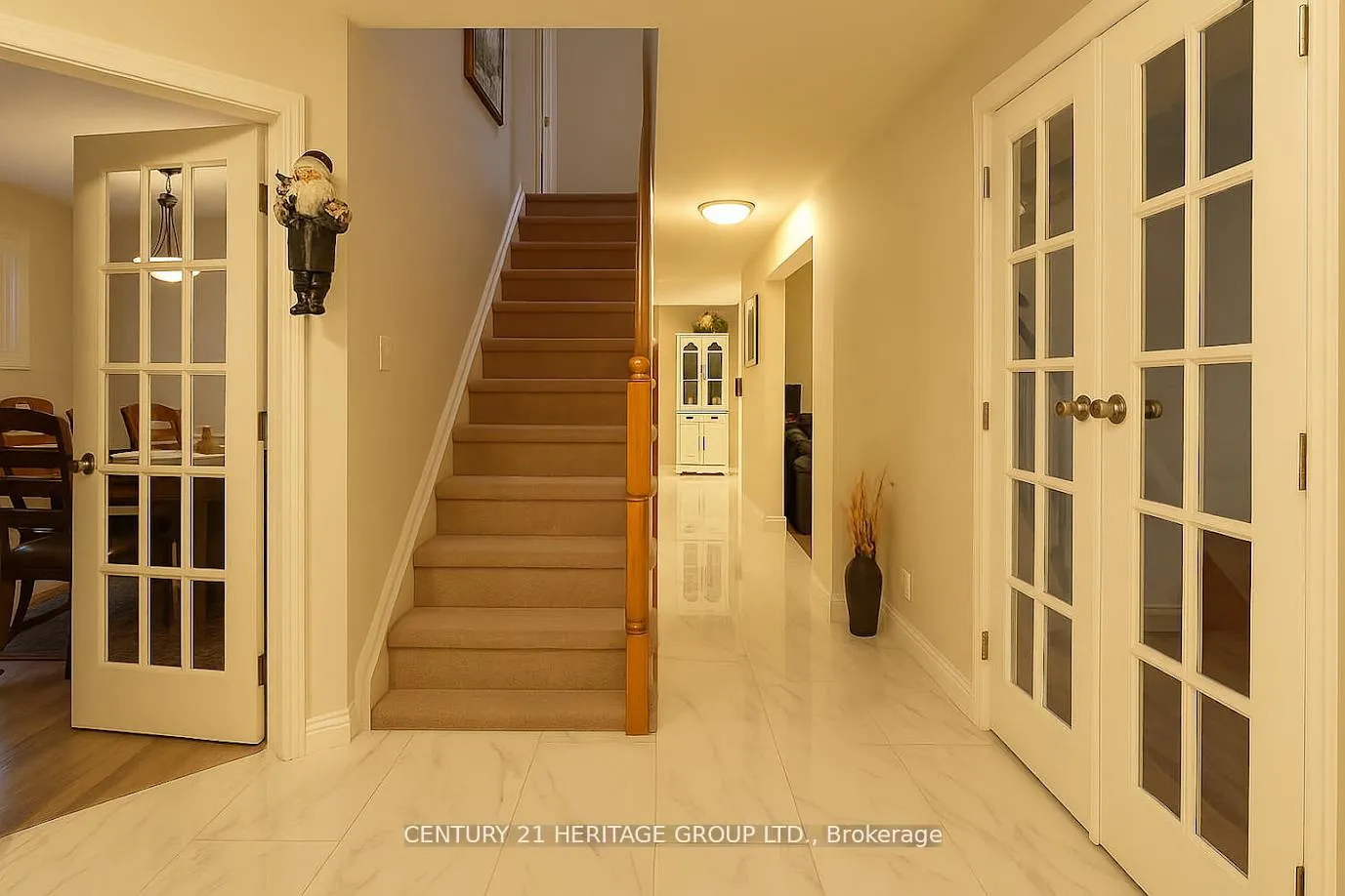 Photo 6 of 824 Thornton Road N, Oshawa, Northglen — HOMEH