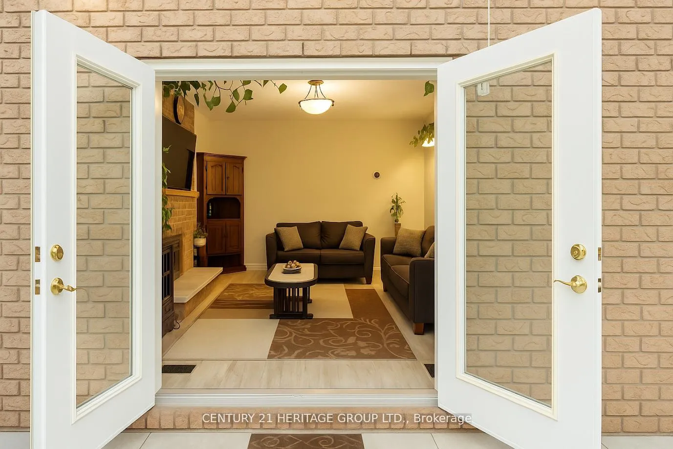 Photo 17 of 824 Thornton Road N, Oshawa, Northglen — HOMEH