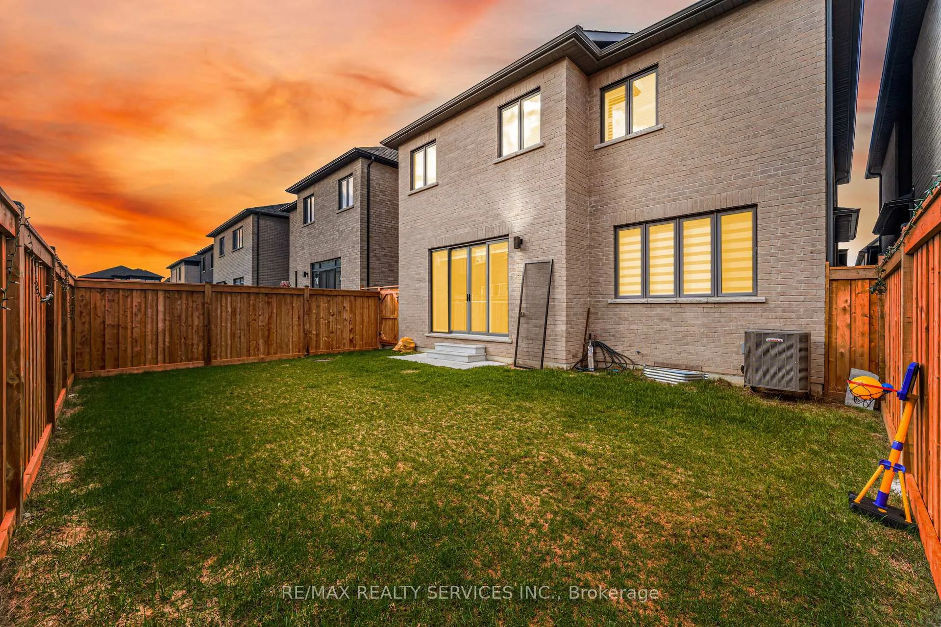 Photo 17 of 26 Gatherwood Terrace, Caledon, Rural Caledon — HOMEH