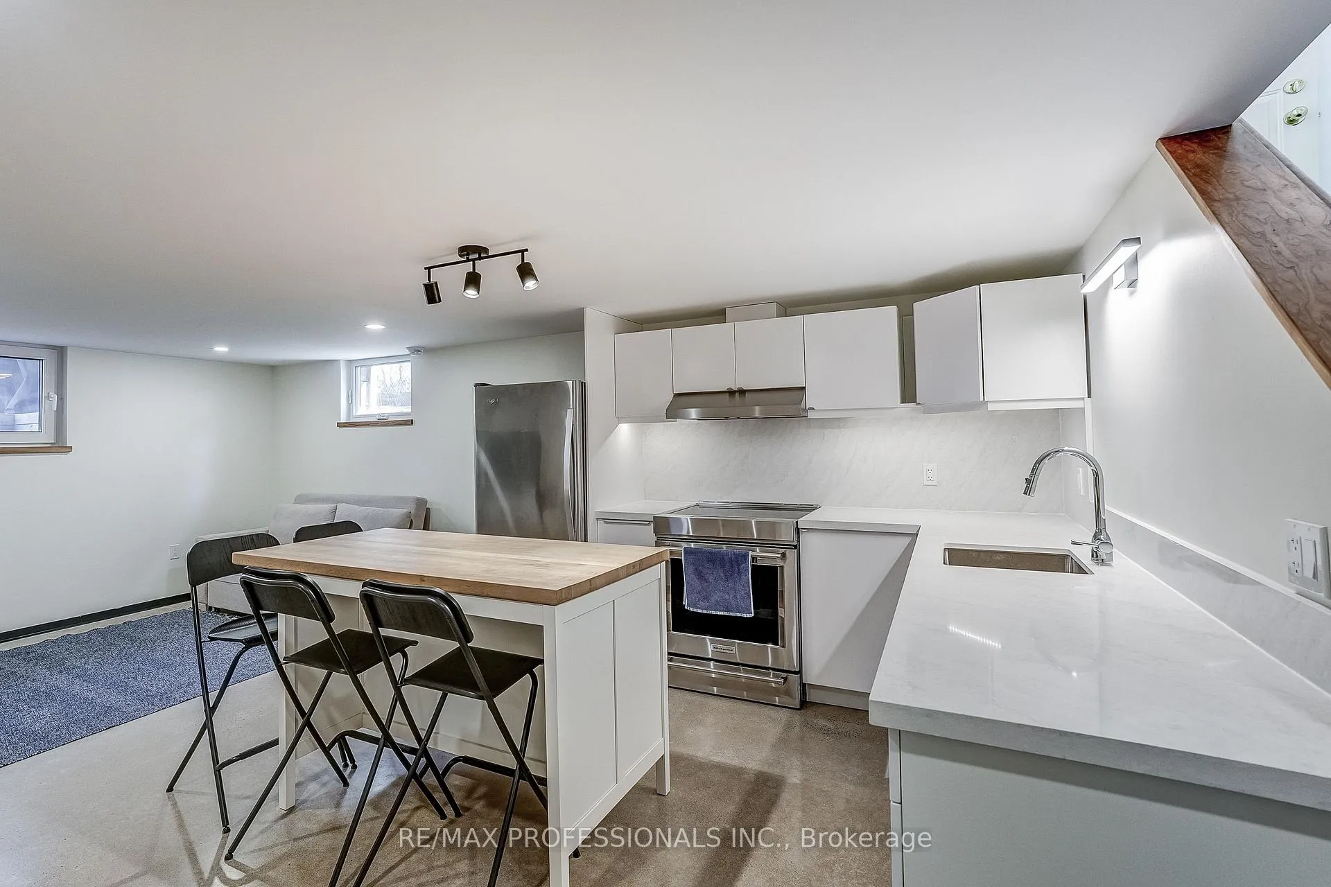 Photo 1 of Unit BSMT, 9 Cashman Crescent, Toronto, Rockcliffe-Smythe — HOMEH
