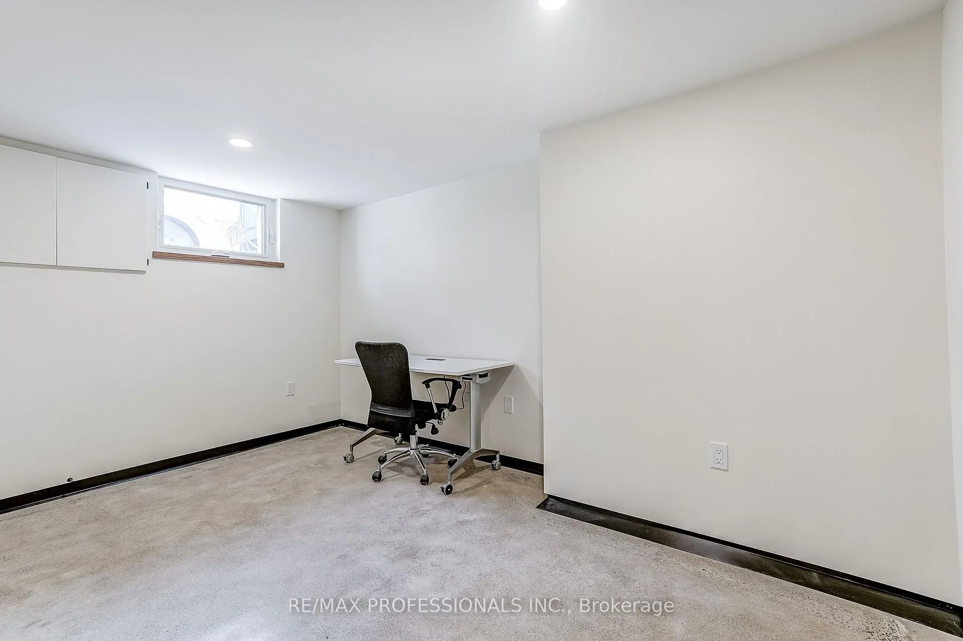 Photo 7 of Unit BSMT, 9 Cashman Crescent, Toronto, Rockcliffe-Smythe — HOMEH