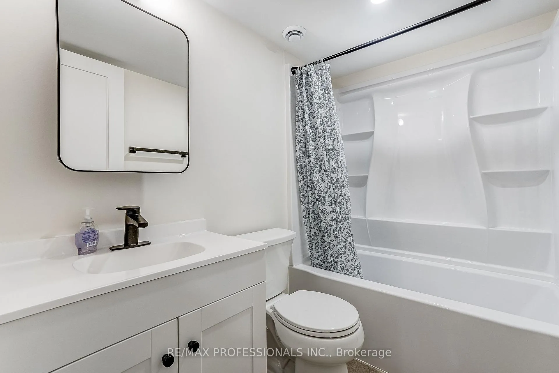 Photo 11 of Unit BSMT, 9 Cashman Crescent, Toronto, Rockcliffe-Smythe — HOMEH