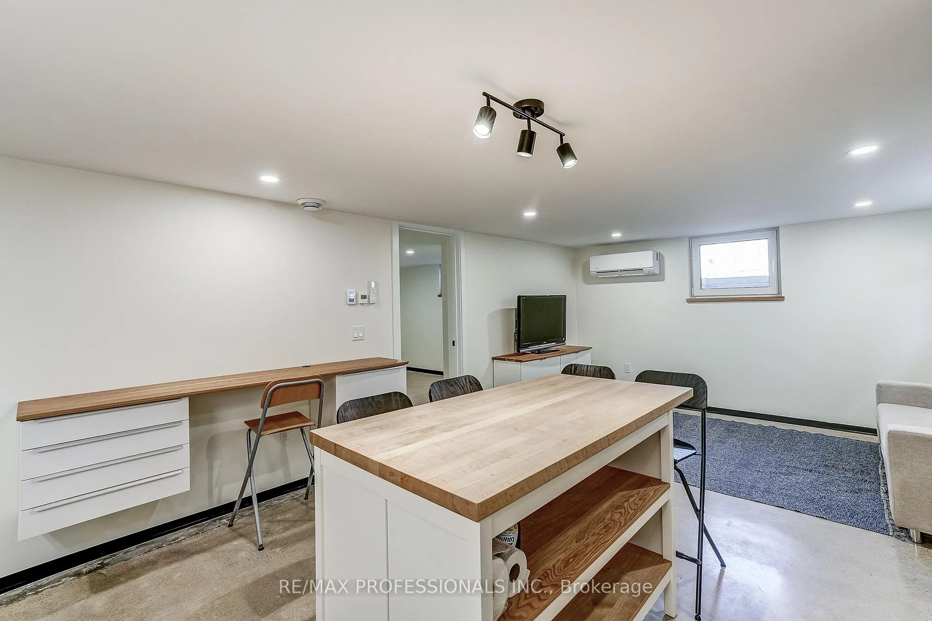 Photo 15 of Unit BSMT, 9 Cashman Crescent, Toronto, Rockcliffe-Smythe — HOMEH