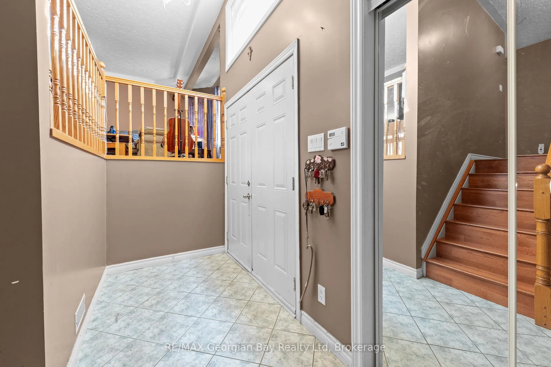 Photo 3 of 477 Albert Street, Tay, Victoria Harbour — HOMEH